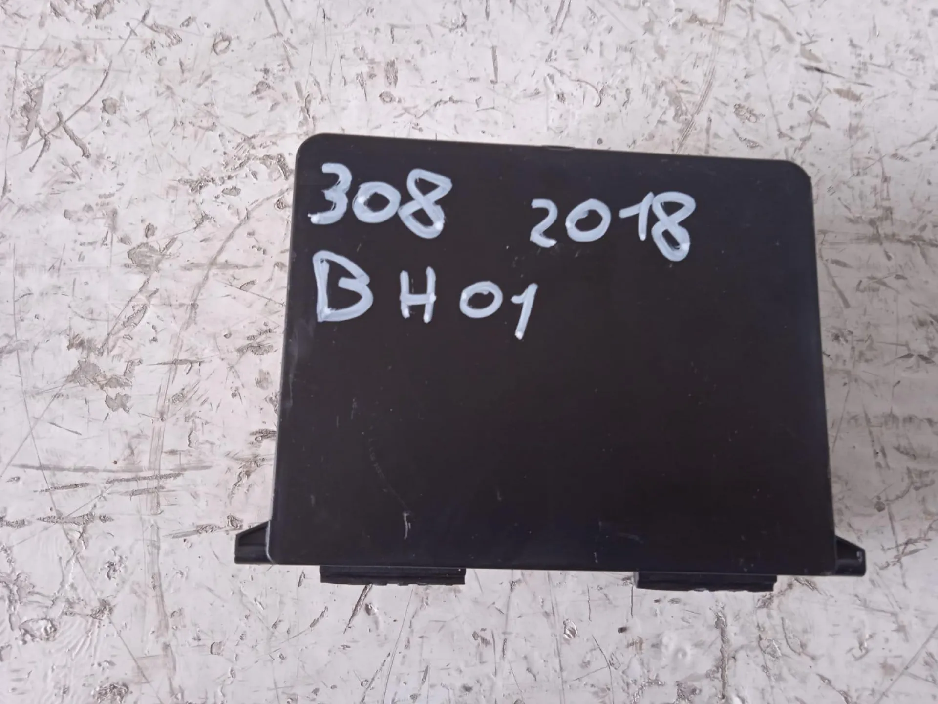 CENTRALINA CLIMA con codice 9811039380 da PEUGEOT 308 2Â° Serie 1600 Diesel con codice motore BH01/BH01 (2018)