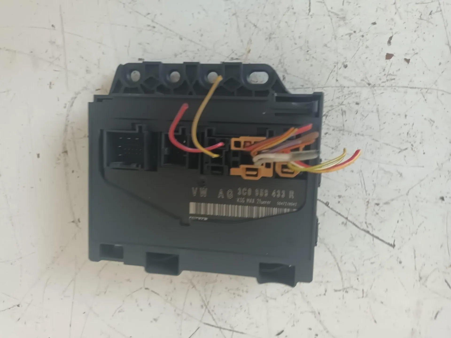 CENTRALINA COMFORT con codice 3C0 959 433 R da VOLKSWAGEN Passat Berlina 5Â° Serie 2000 Diesel con codice motore BMP/BMP (2015)