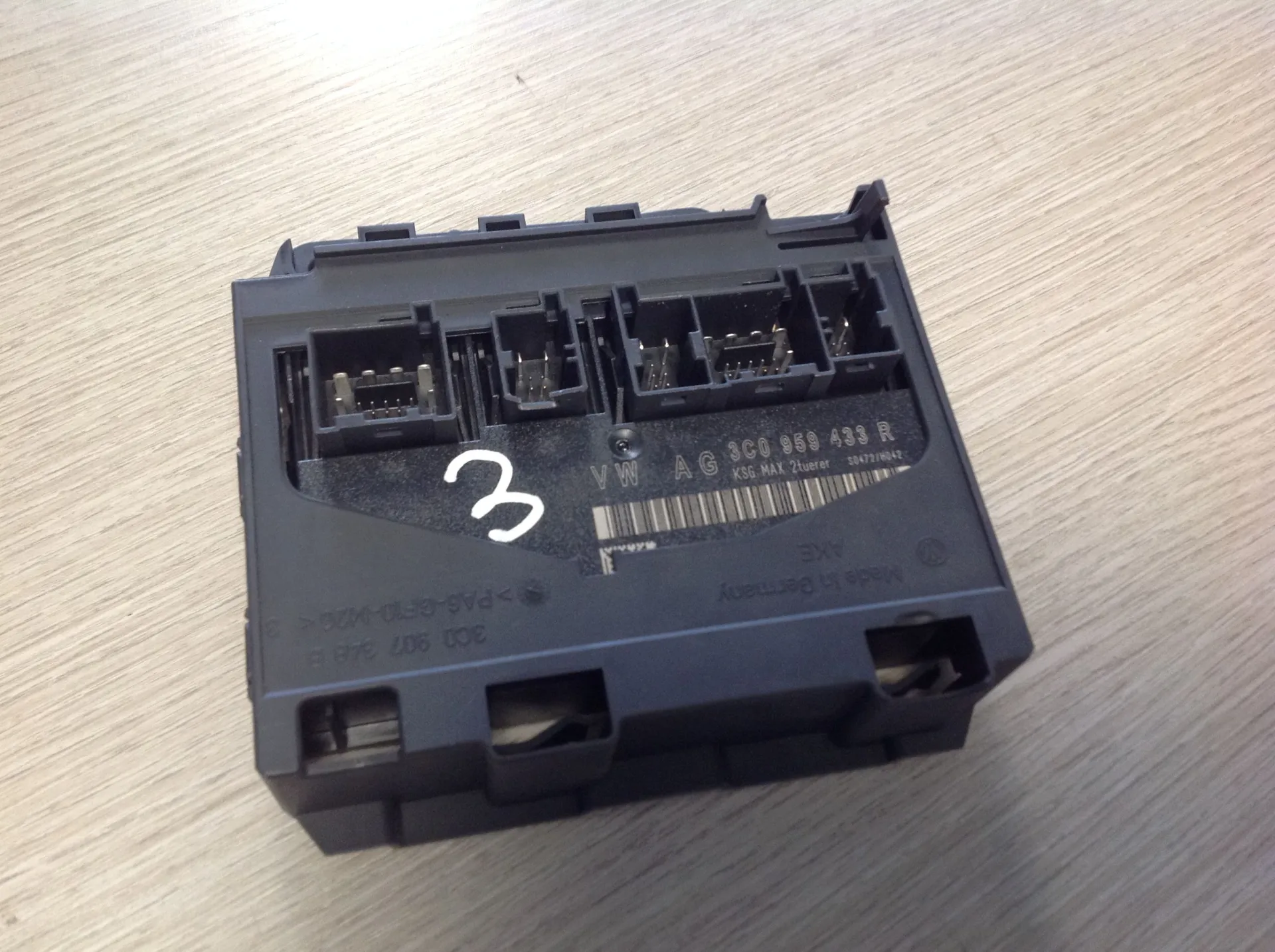 CENTRALINA COMFORT con codice 3C0959433R da VOLKSWAGEN Passat Variant 5Â° Serie Diesel (2011)
