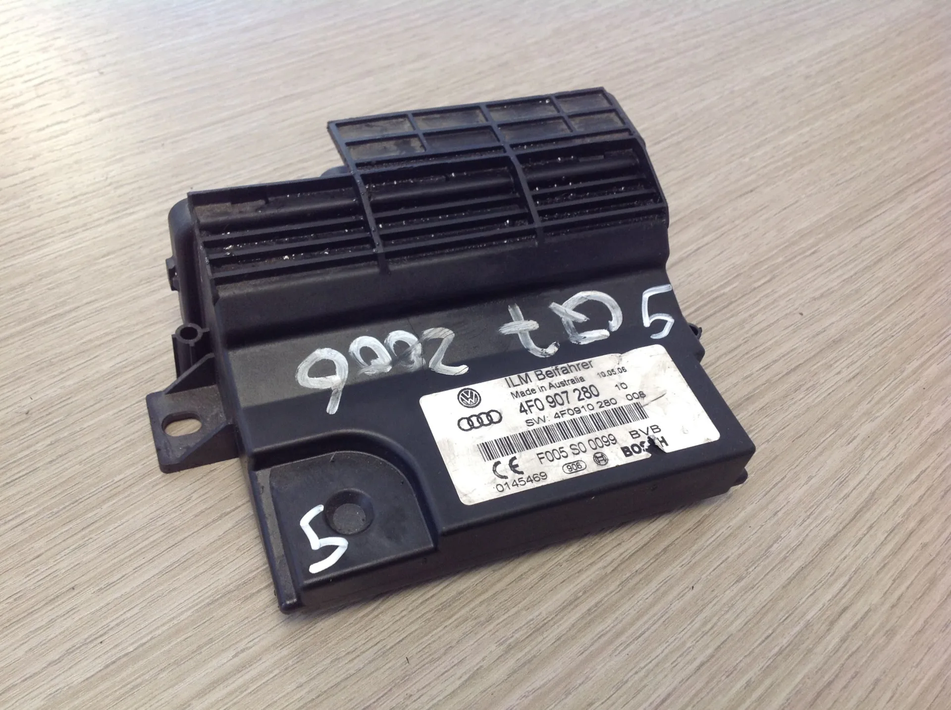 4F0907280 F005S00099 4F0910280008 CENTRALINA GATEWAY AUDI Q7 Serie (4LB) (05>15) Diesel