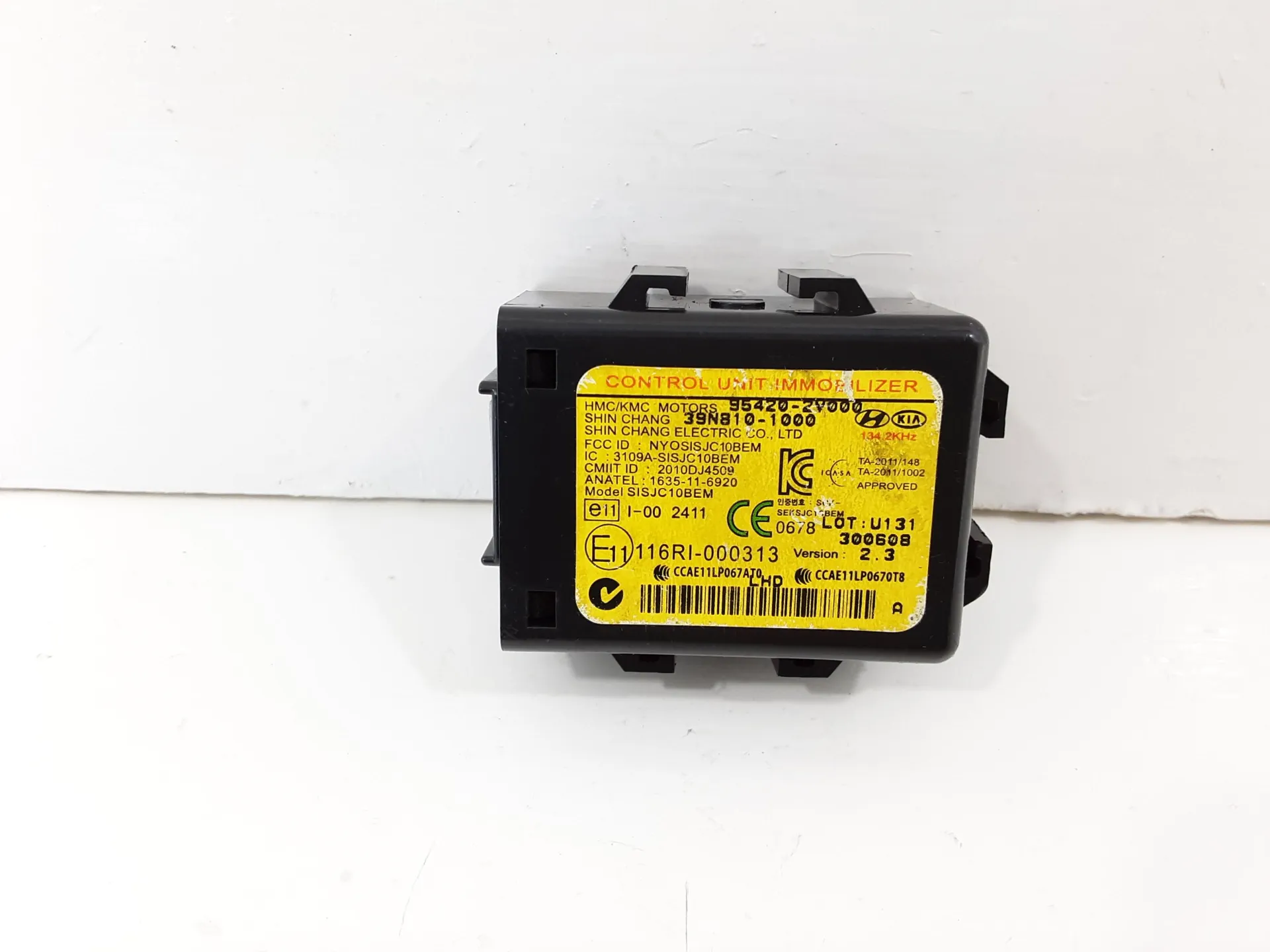 CENTRALINA IMMOBILIZER con codice 954202V000 da KIA Rio 4° Serie 1100 Diesel 55 kW / 75 CV con codice motore D3FA/D3FA (2013)