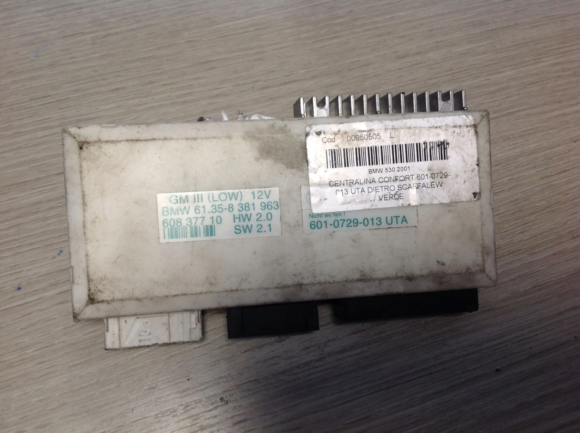 601-0729-013UTA 61.35-8381963 CENTRALINA MODULO DI CONTROLLO BMW Serie 5 E39 Berlina Benzina