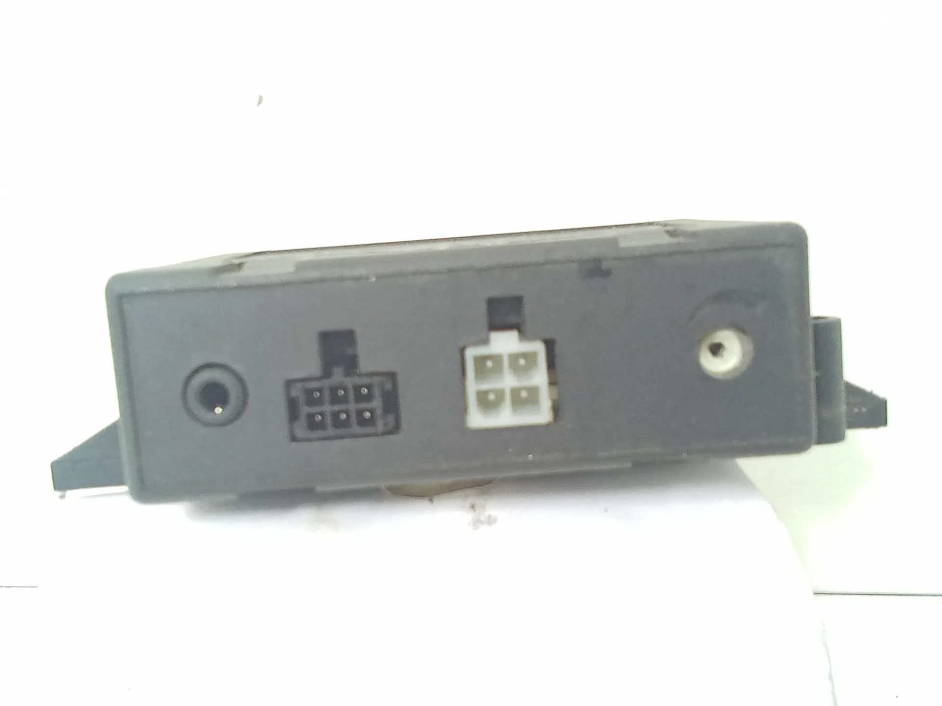 CENTRALINA MODULO VIVAVOCE con codice Xg5v7501 da TOYOTA Rav4 3Â° Serie 2000 Diesel 85 (2005)