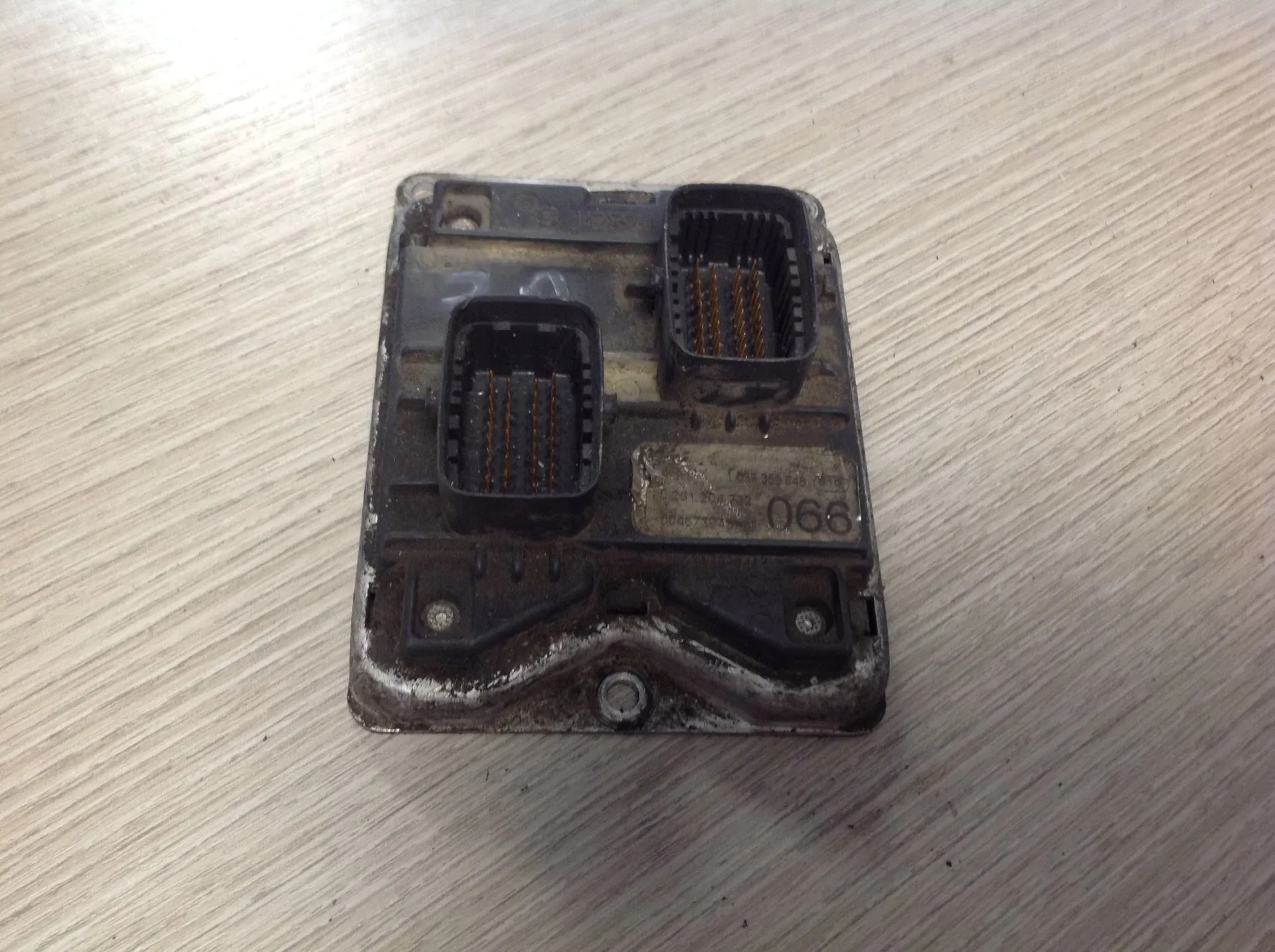 CENTRALINA MOTORE con codice 0261204732 da ALFA ROMEO 156 Berlina Serie (932_) (97>03) Benzina (2000)