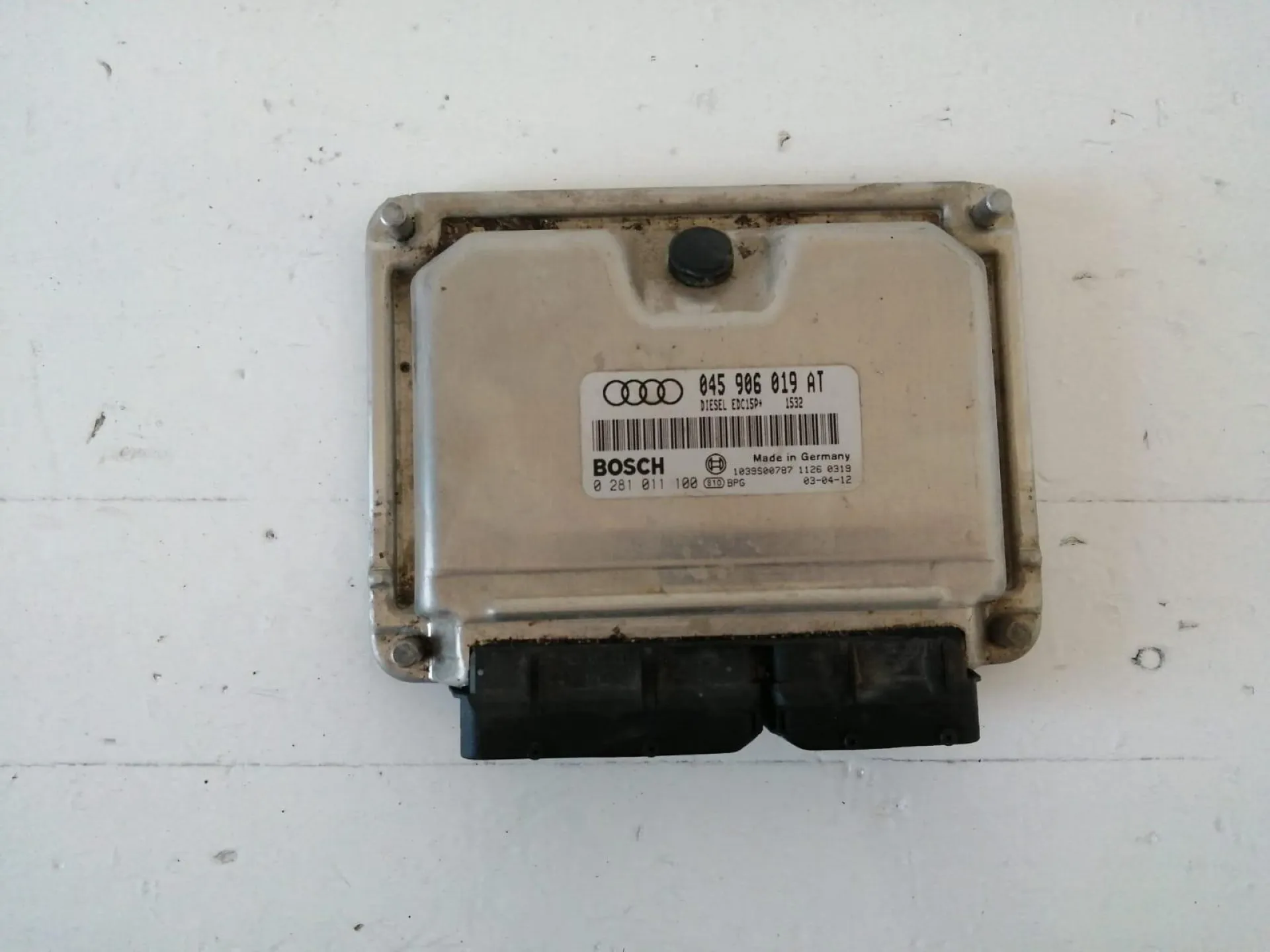 CENTRALINA MOTORE con codice 0281011100 da AUDI A2 Serie (8Z0) (00>05) 1400 Diesel (2004)