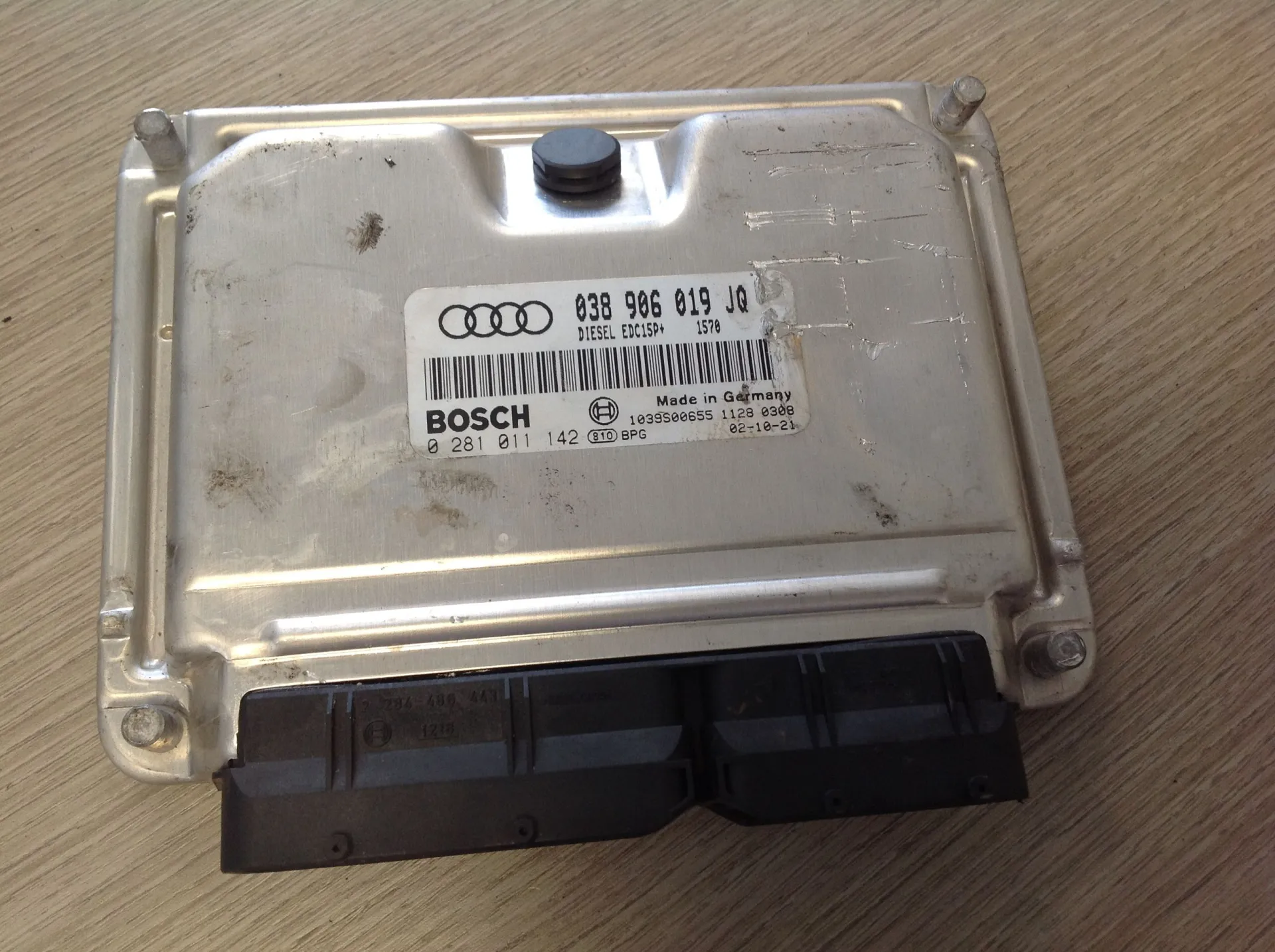 038906019JQ 0281011142 CENTRALINA MOTORE AUDI A4 Avant (8E) (00>04) Diesel (2003)