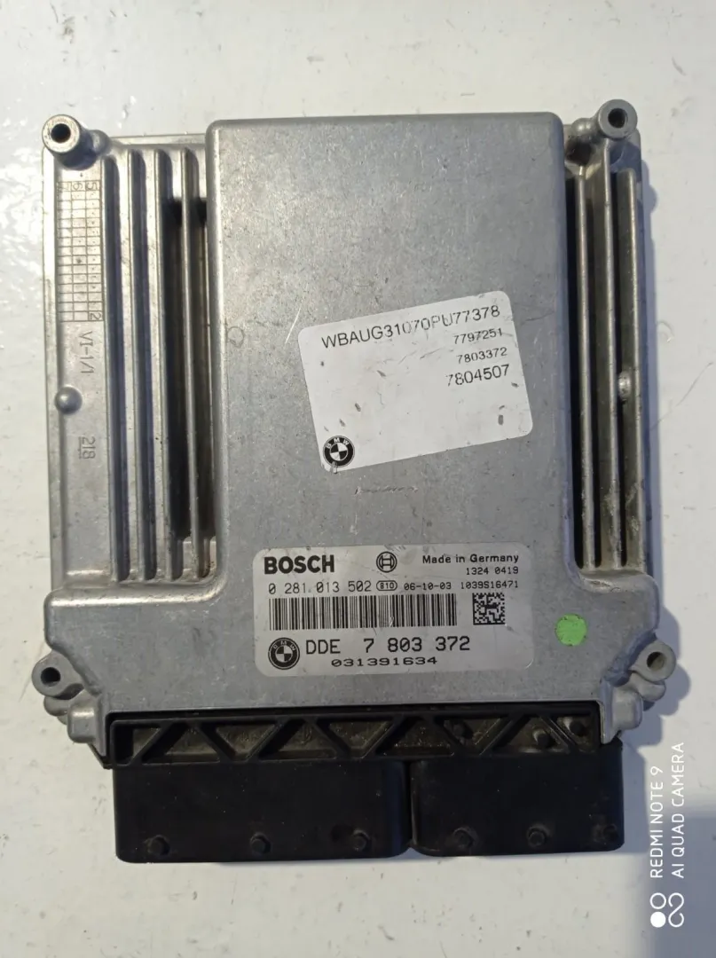 CENTRALINA MOTORE con codice 0281013502 da BMW Serie 1 Serie (E87) (07>) 2000 Diesel (2010)