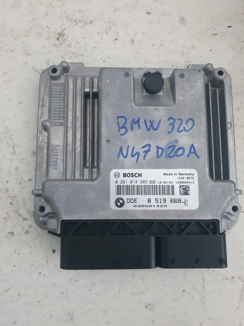 CENTRALINA MOTORE con codice 0281018985 da BMW Serie 3 E90 Berlina 2Â° Serie 2000 Diesel (2010)