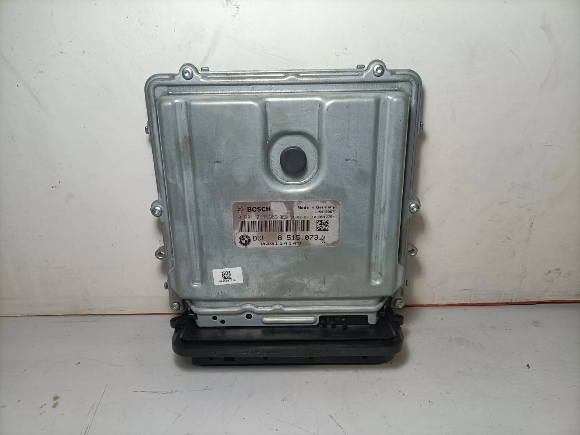 CENTRALINA MOTORE con codice 0281017963 da BMW Serie 5 Gran Turismo (F07) 3000 Diesel 180 kW / 245 CV con codice motore N57D30A/N57 D30 A (2012)
