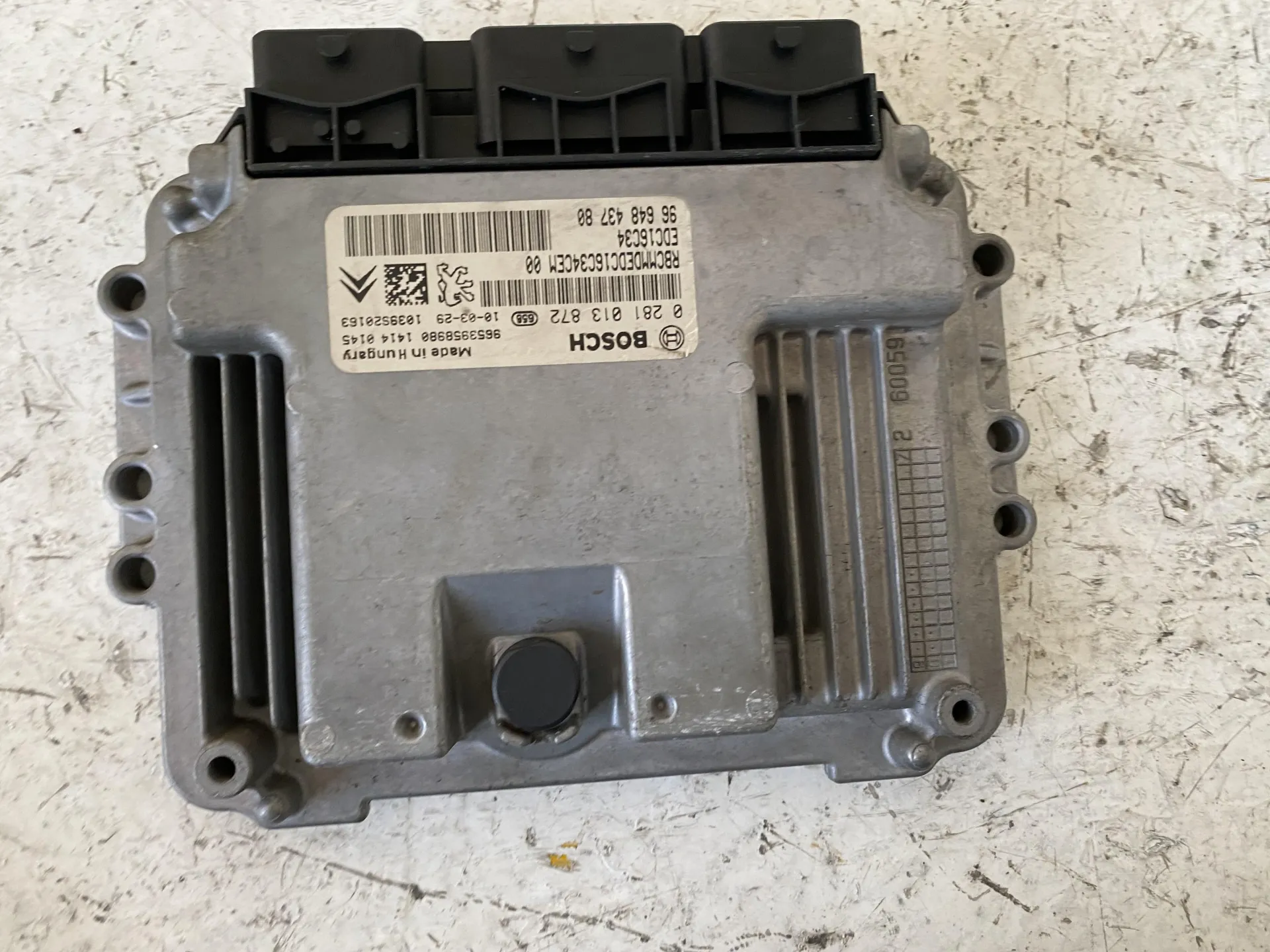 CENTRALINA MOTORE con codice 0281013872 da CITROEN C3 Picasso (08>) 1600 Diesel con codice motore 9H02/9H02 (2016)