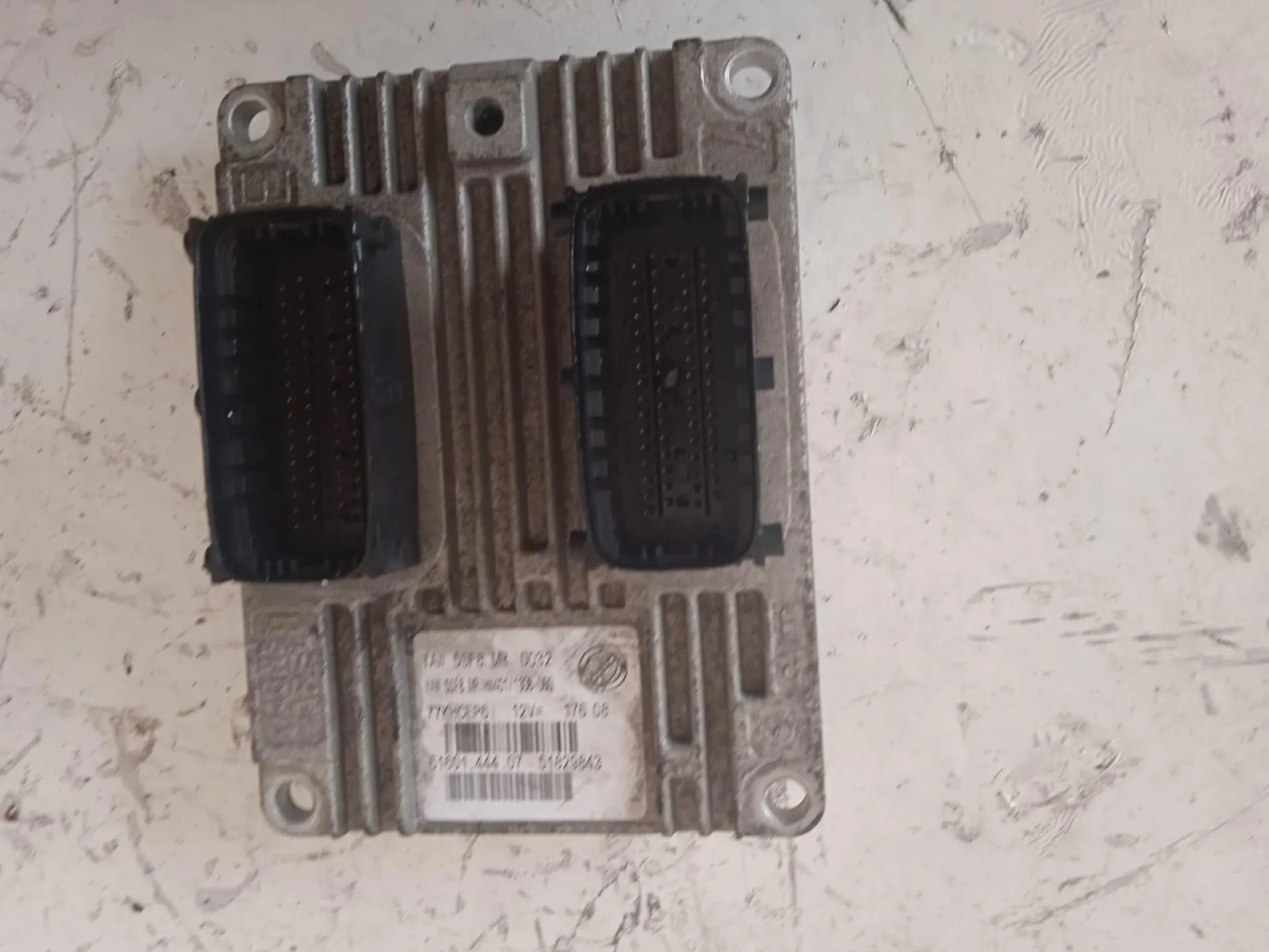 CENTRALINA MOTORE con codice 6160144407 da FIAT 500 Serie (07>14) 1200 Benzina con codice motore 169A4000/169A4000 (2009)