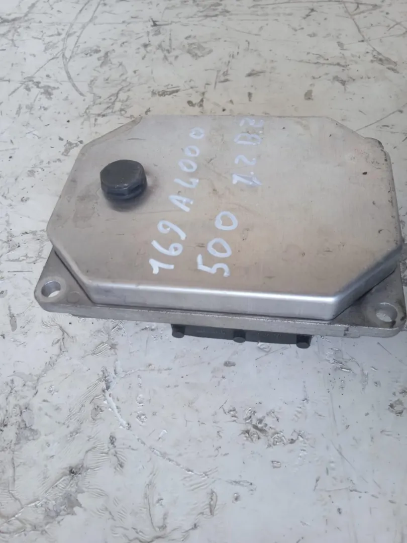 CENTRALINA MOTORE con codice 51829843 da FIAT 500 Serie (07>14) 1200 Benzina con codice motore 169A4000/169A4000 (2009)