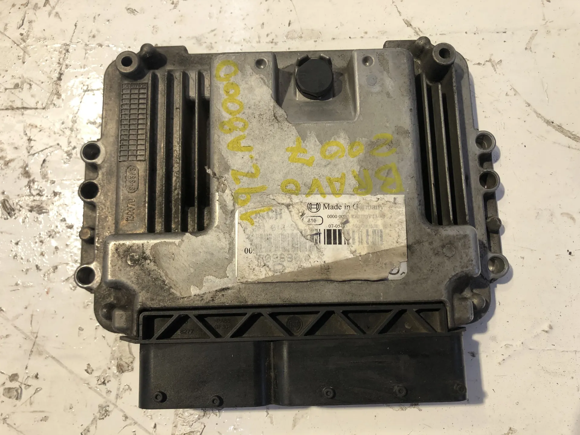 CENTRALINA MOTORE con codice 8313099400 / 130070.6333 da FIAT Bravo 2° Serie 1900 Diesel (2007)