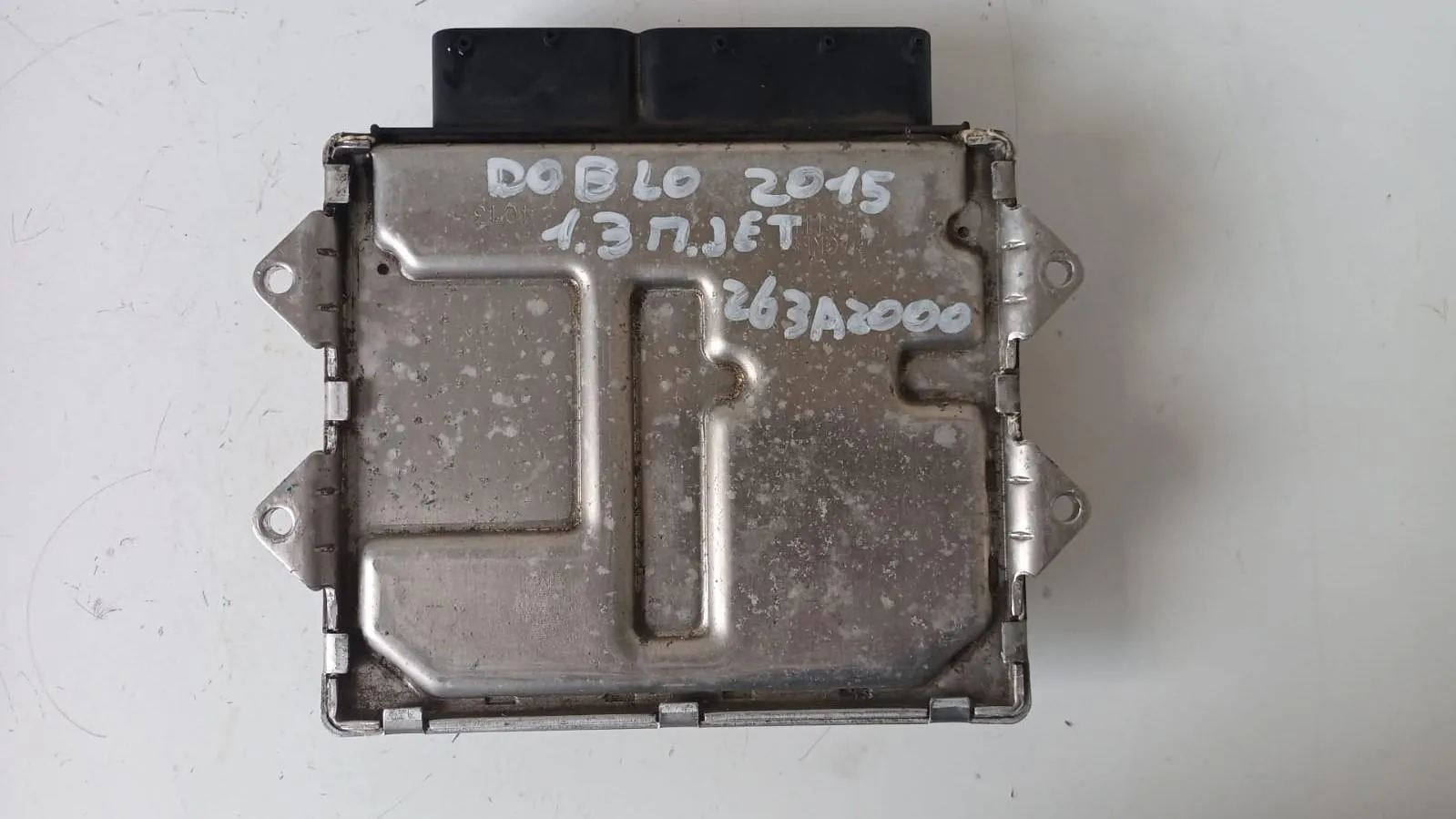 CENTRALINA MOTORE con codice 55255948 da FIAT DoblÃ² Serie (09>) 1300 Diesel 66 con codice motore 263A2000/263A2000 (2014)