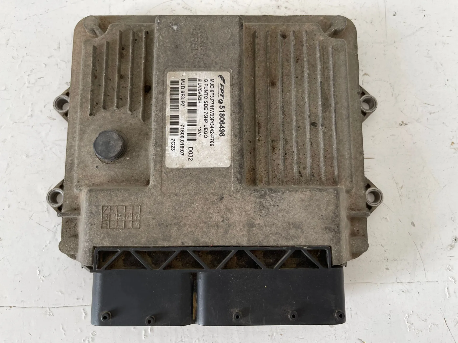 CENTRALINA MOTORE con codice 51806498 da FIAT Grande Punto 2Â° Serie 1300 Diesel (2010)