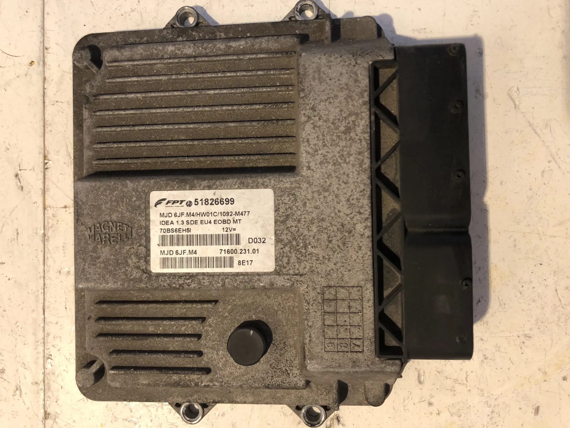 CENTRALINA MOTORE con codice 51826699 / 7160023101 / 70BS6EH5I / MJD6JFM4 da FIAT Idea 2Â° Serie 1300 Diesel (2007)