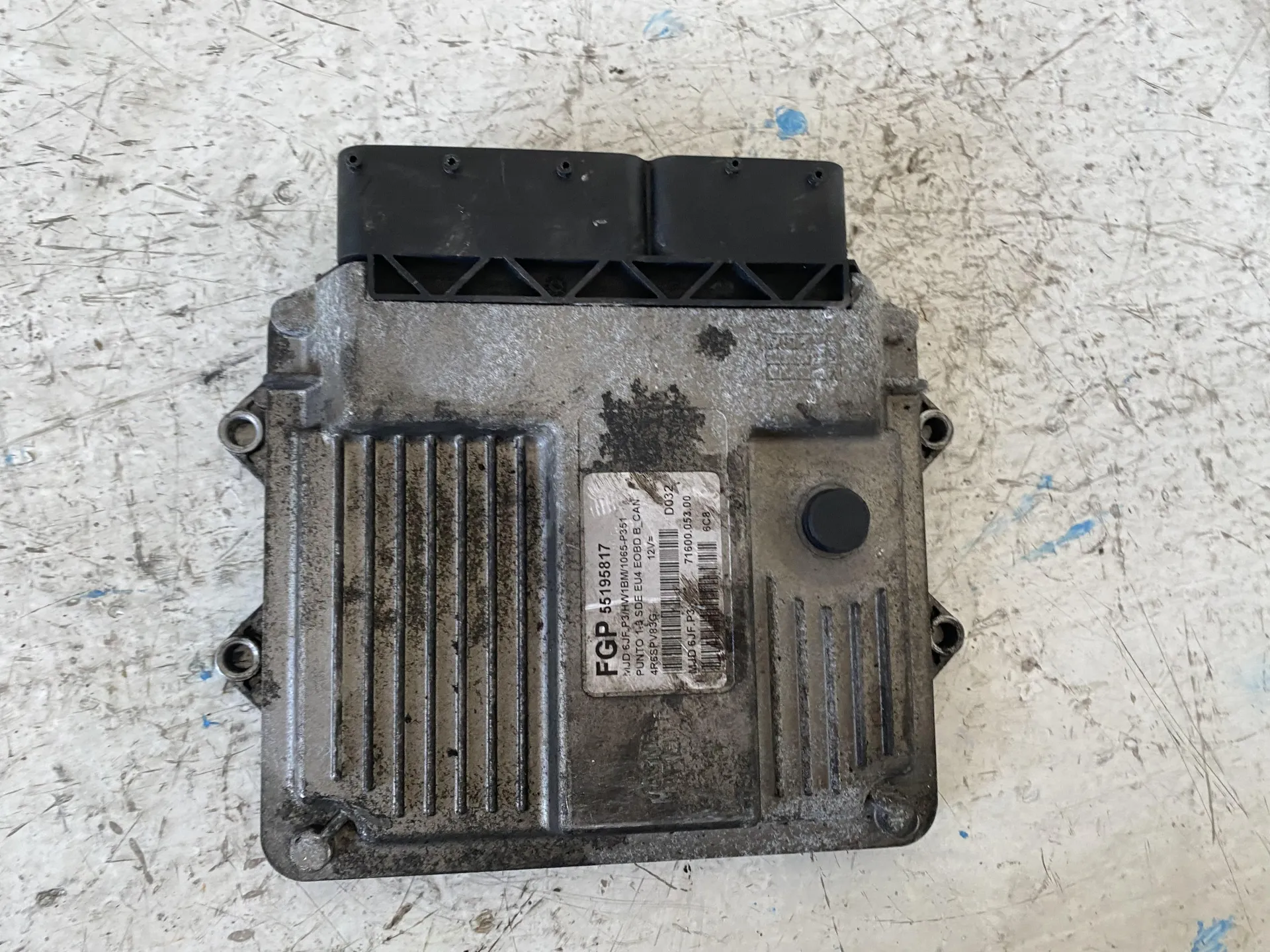 CENTRALINA MOTORE con codice 55195817 da FIAT Panda 2Â° Serie 1300 Diesel con codice motore 188A9000/188A9000 (2005)