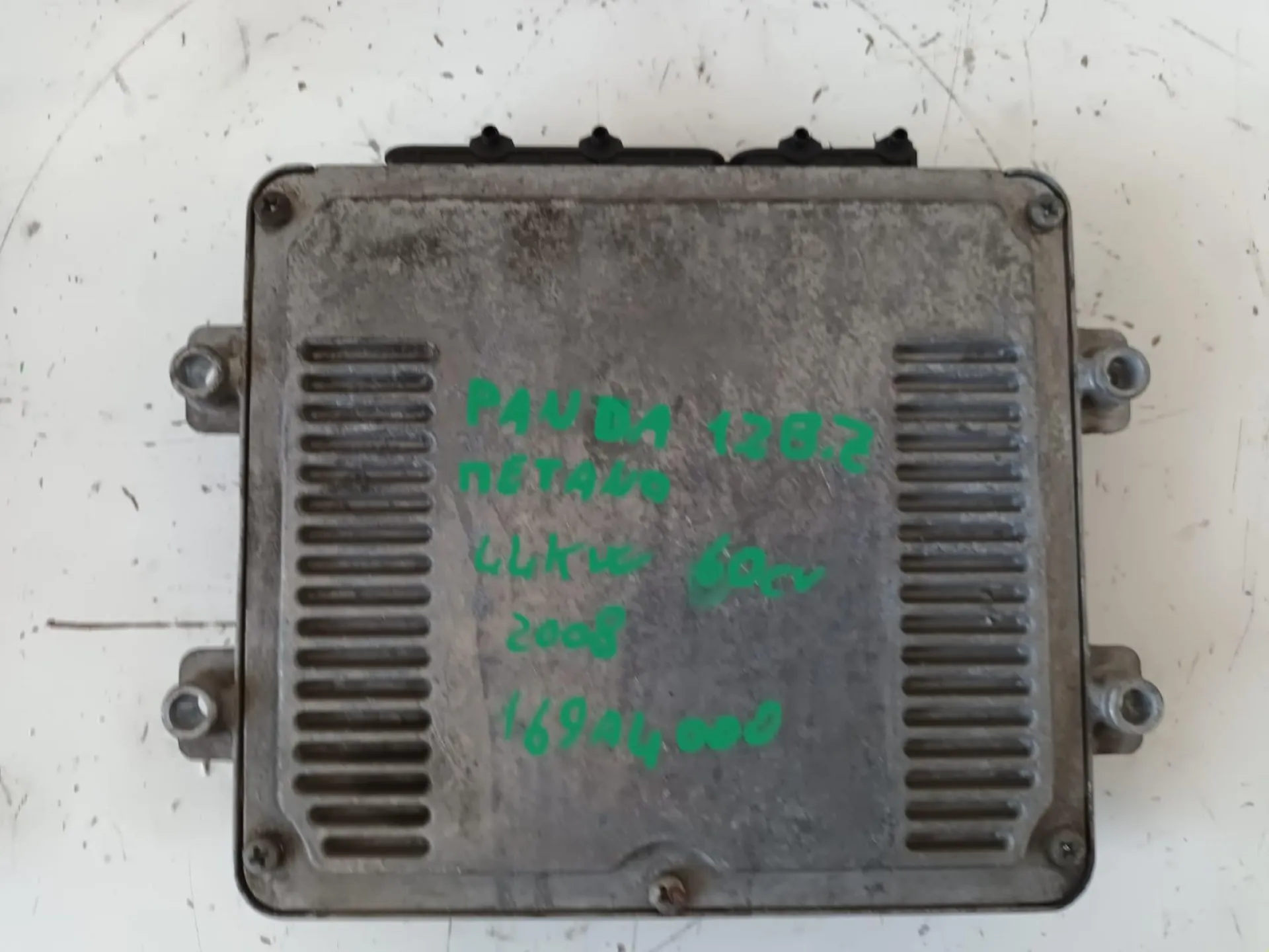 CENTRALINA MOTORE con codice 51822896 da FIAT Panda 2Â° Serie 1200 Benzina con codice motore 169A4000 (2008)