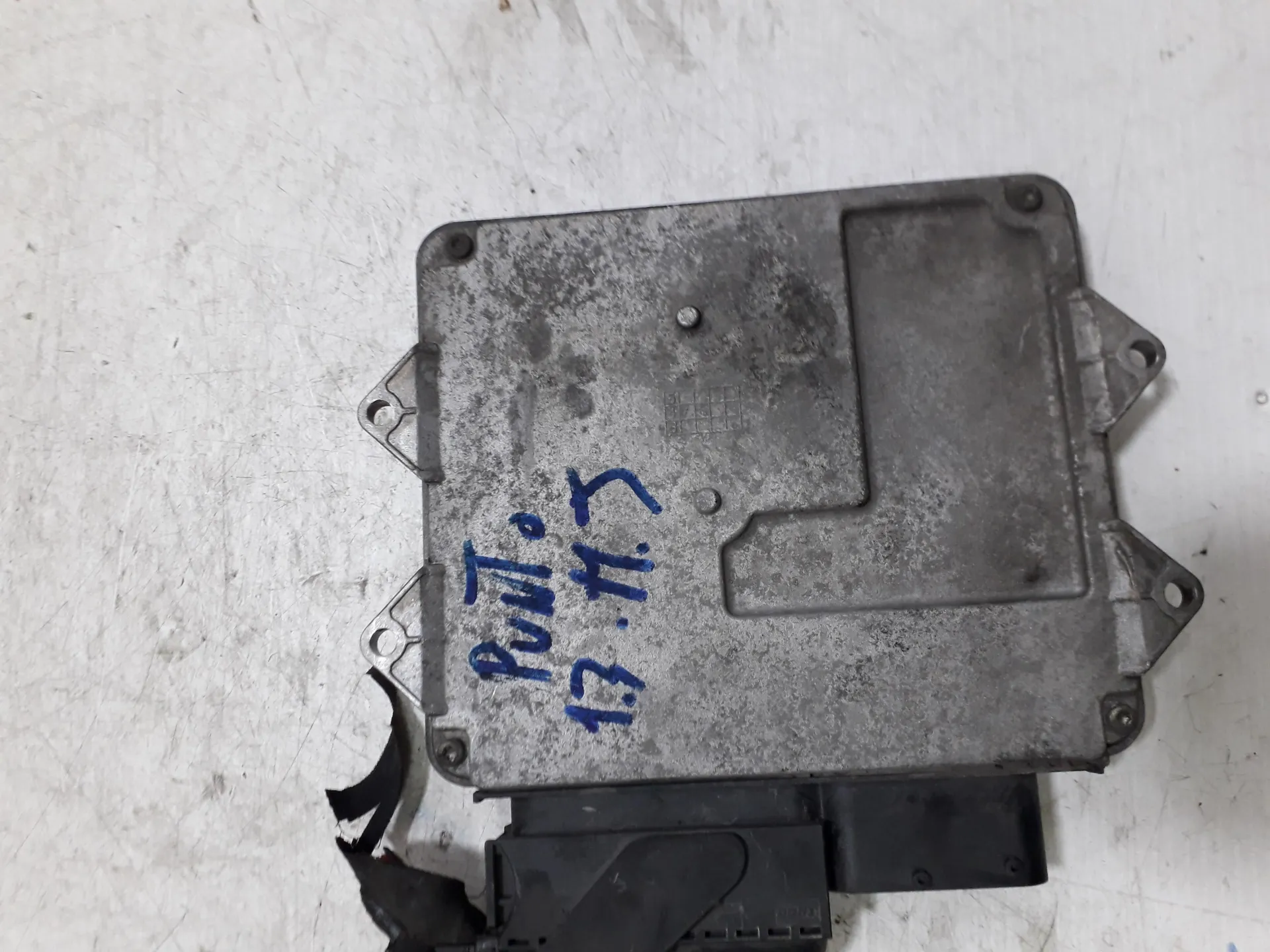 CENTRALINA MOTORE con codice 55186608 da FIAT Punto Berlina 3P 3Â° Serie 1300 Diesel (2004)