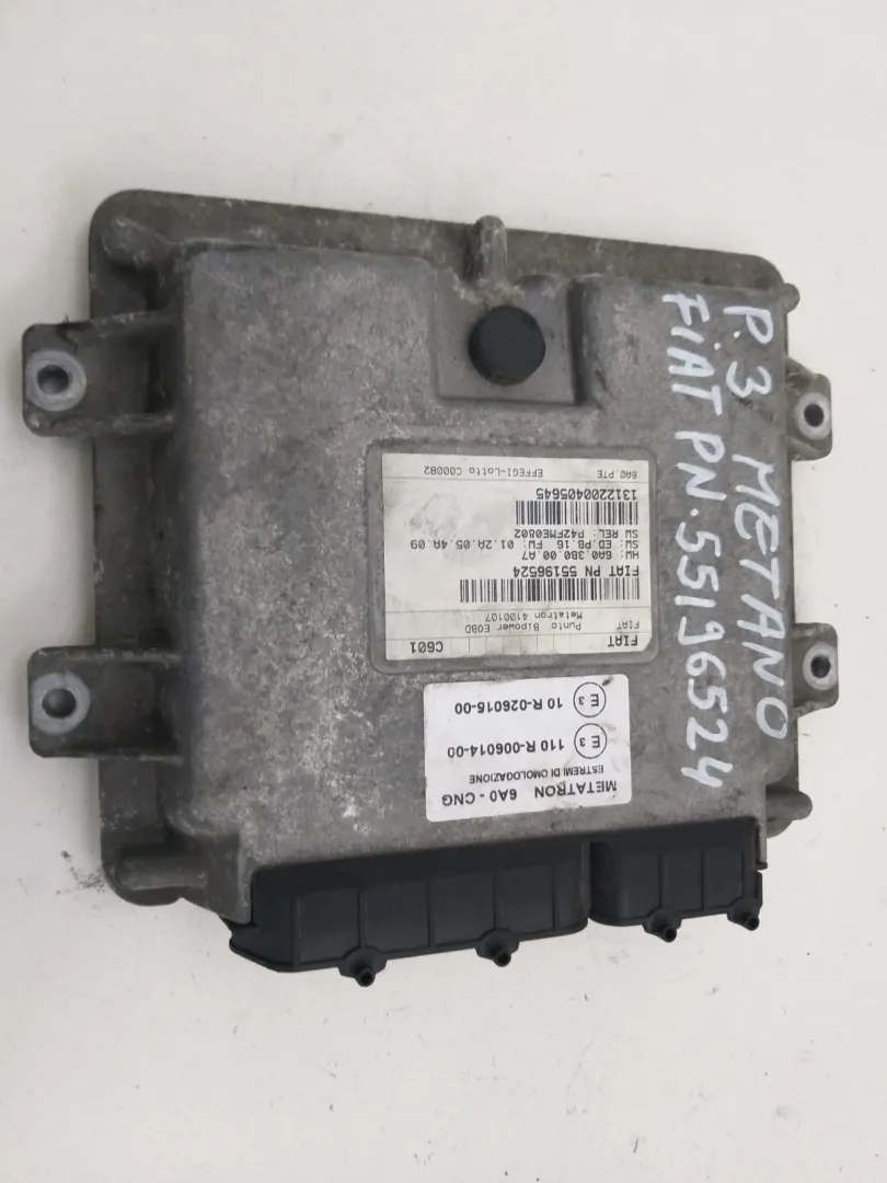Centralina motore Fiat Punto del 2005 CODICE RICAMBIO : 55196524