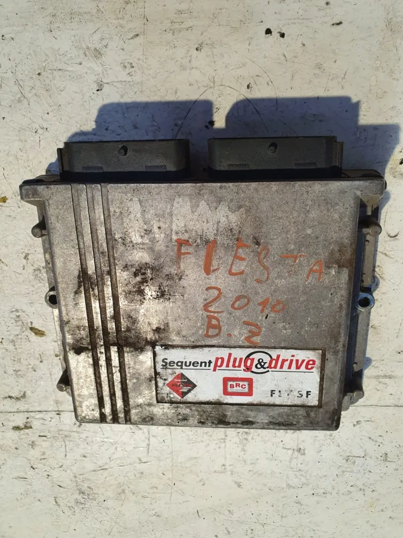CENTRALINA MOTORE con codice 1909968U da FORD Fiesta 6Â° Serie 1400 Benzina (2010)
