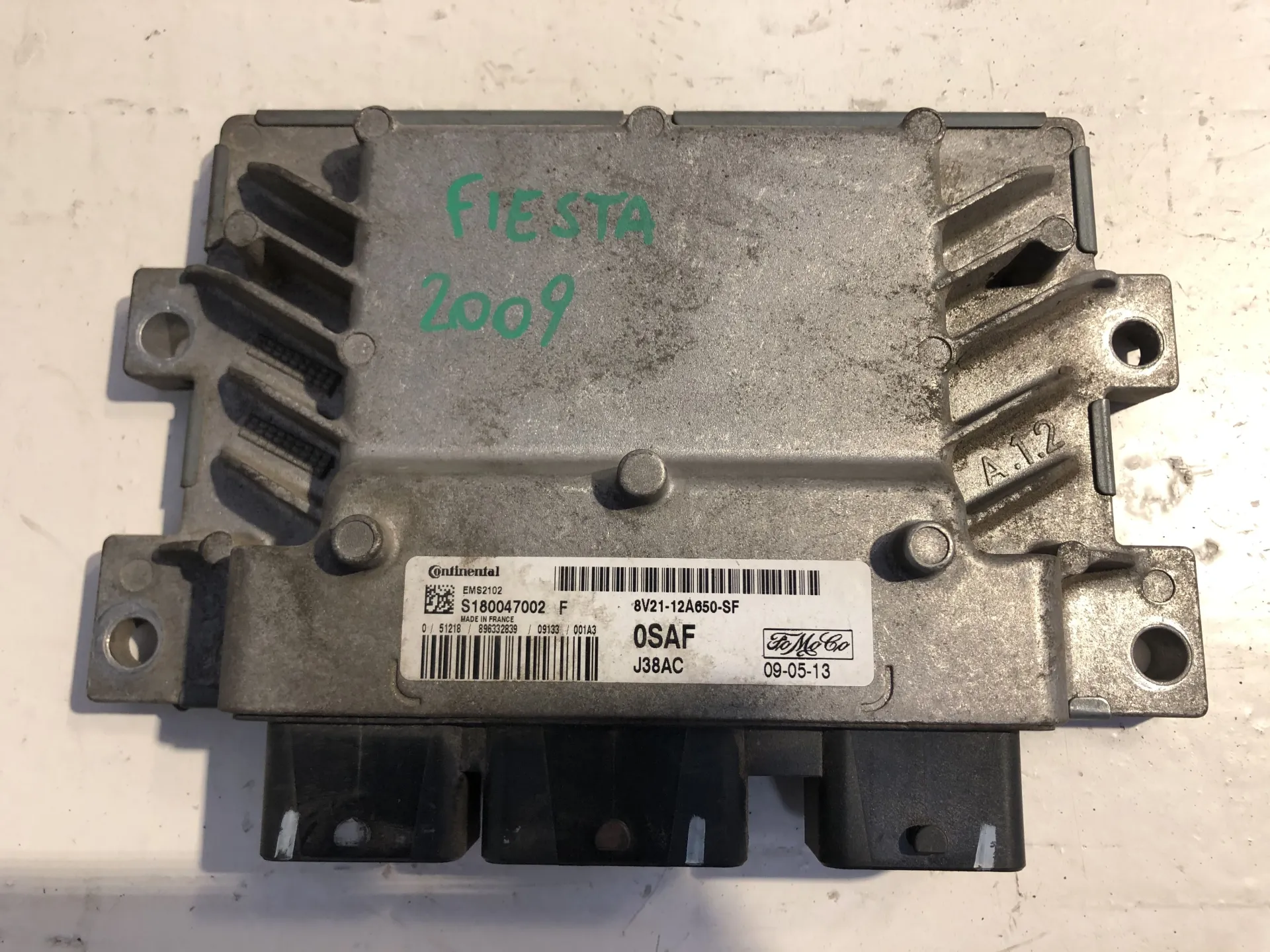 CENTRALINA MOTORE con codice 8V2112A650SF / S180047002 / 896332839 da FORD Fiesta 6Â° Serie 1200 Benzina (2012)
