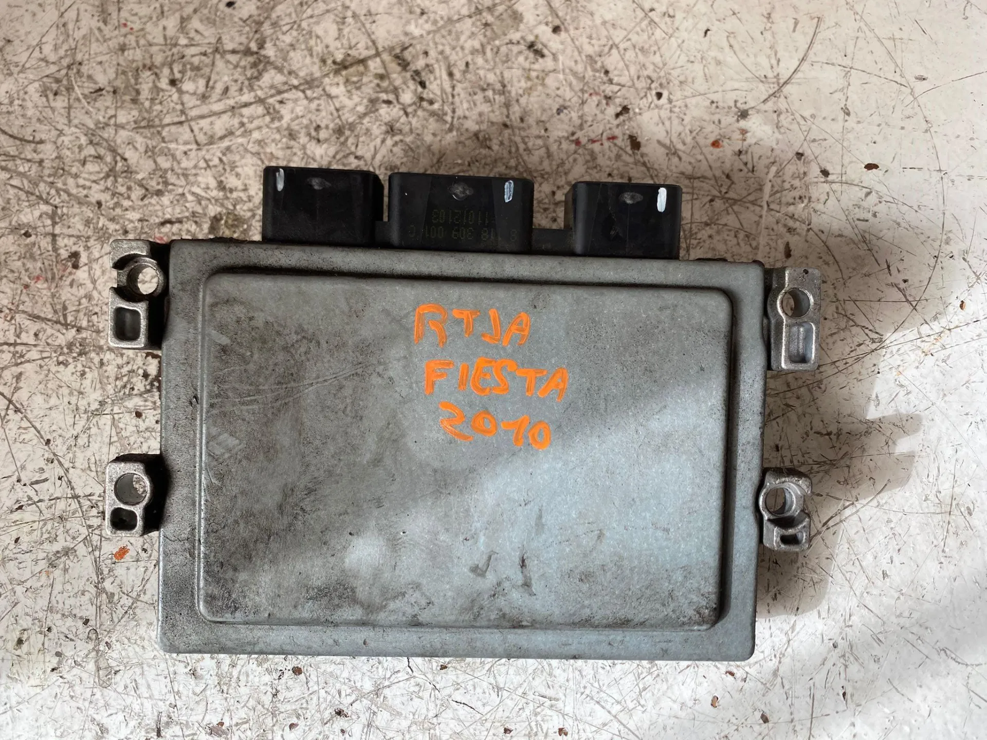 CENTRALINA MOTORE con codice AV21-12A650-FC da FORD Fiesta 6Â° Serie 1400 Benzina con codice motore RTJA/RTJA (2010)