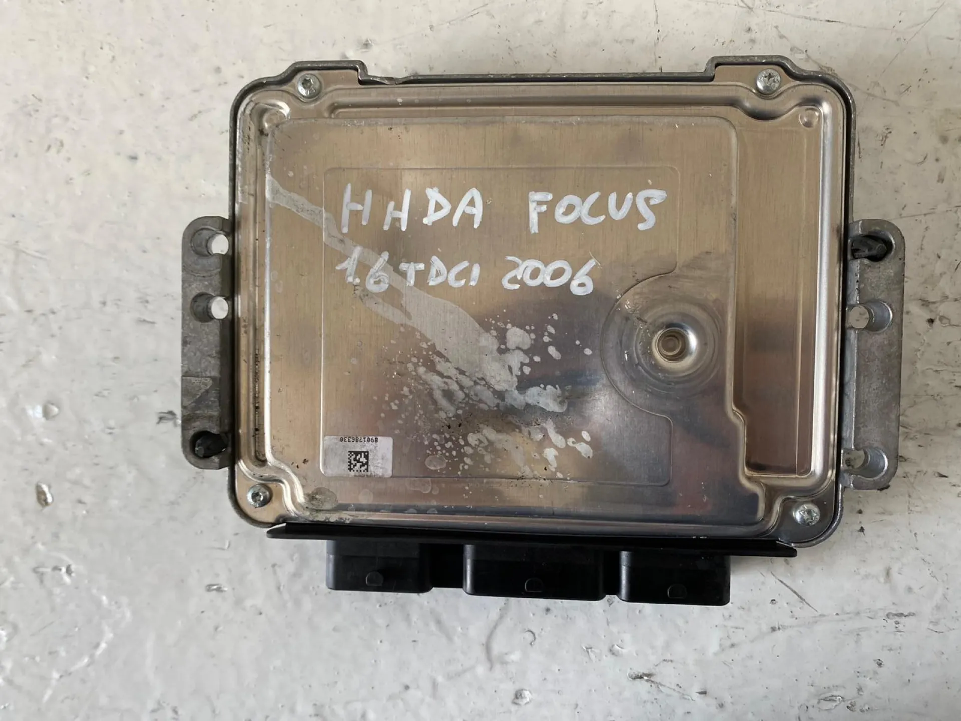 CENTRALINA MOTORE con codice 8M51-12A650-LC da FORD Focus Berlina 3Â° Serie 1600 Diesel con codice motore HHDA (2006)