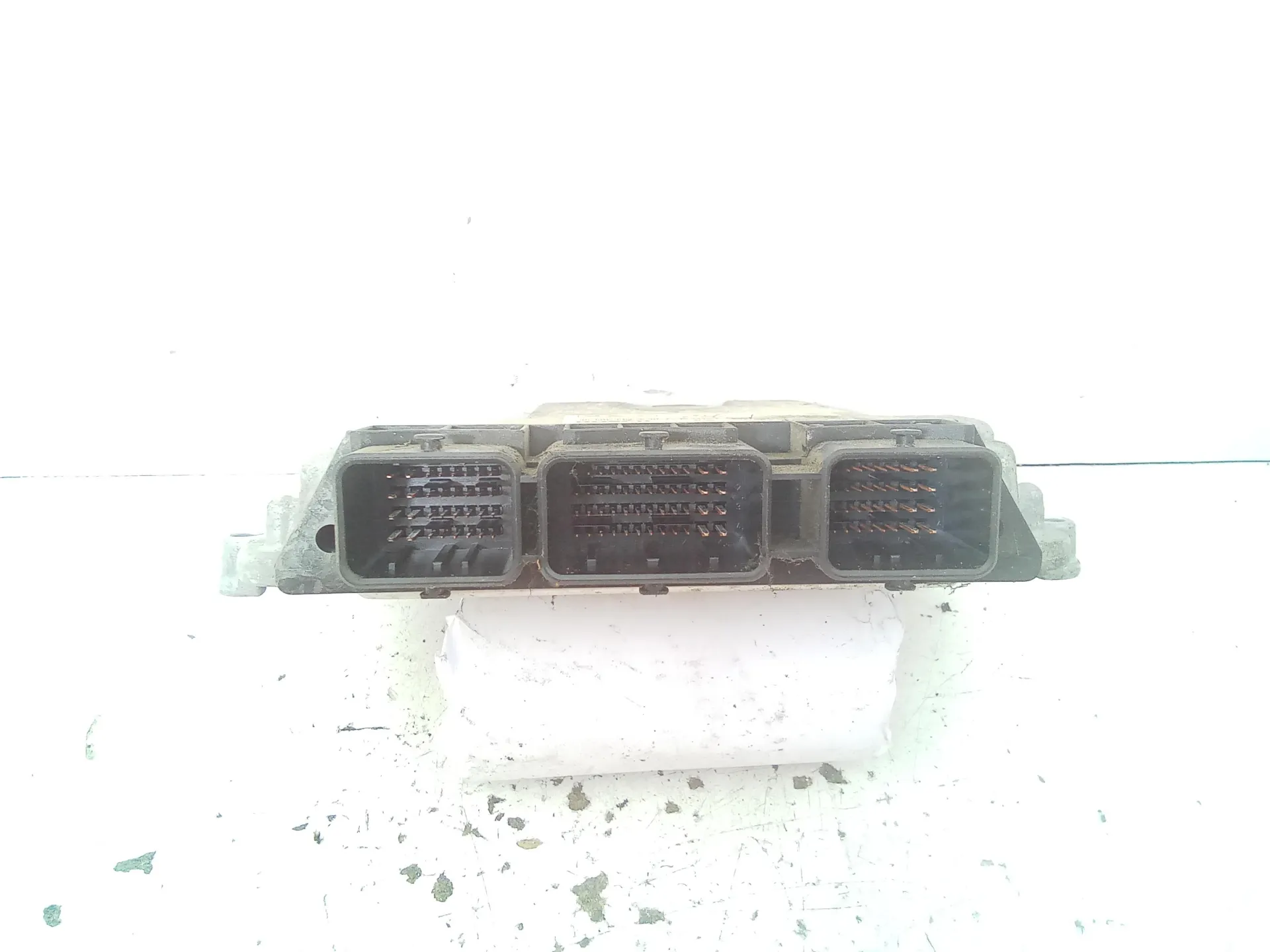 CENTRALINA MOTORE con codice 0281011701 da 0281011701 FORD Focus C-Max Serie (03>07) 1560 Diesel 66 (2006)