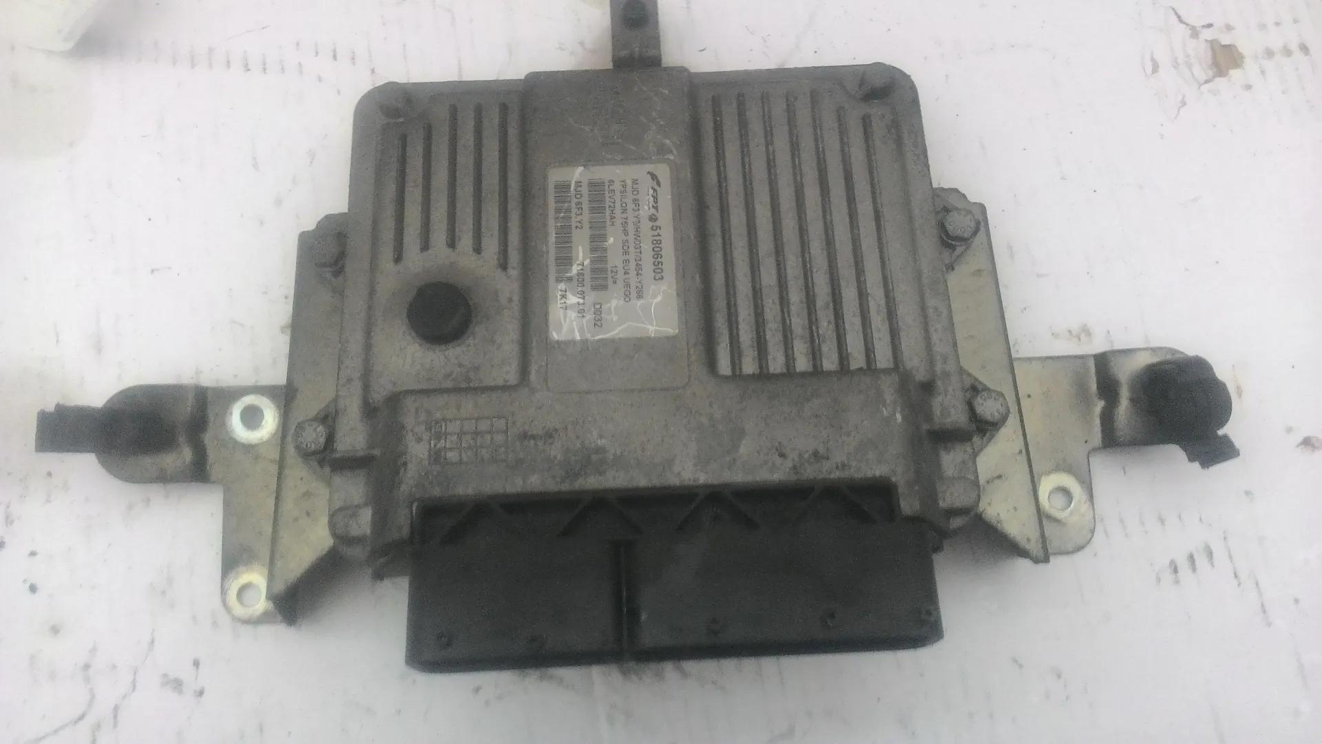 CENTRALINA MOTORE con codice 51806503 da LANCIA Ypsilon 2Â° Serie 1300 Diesel (2009)