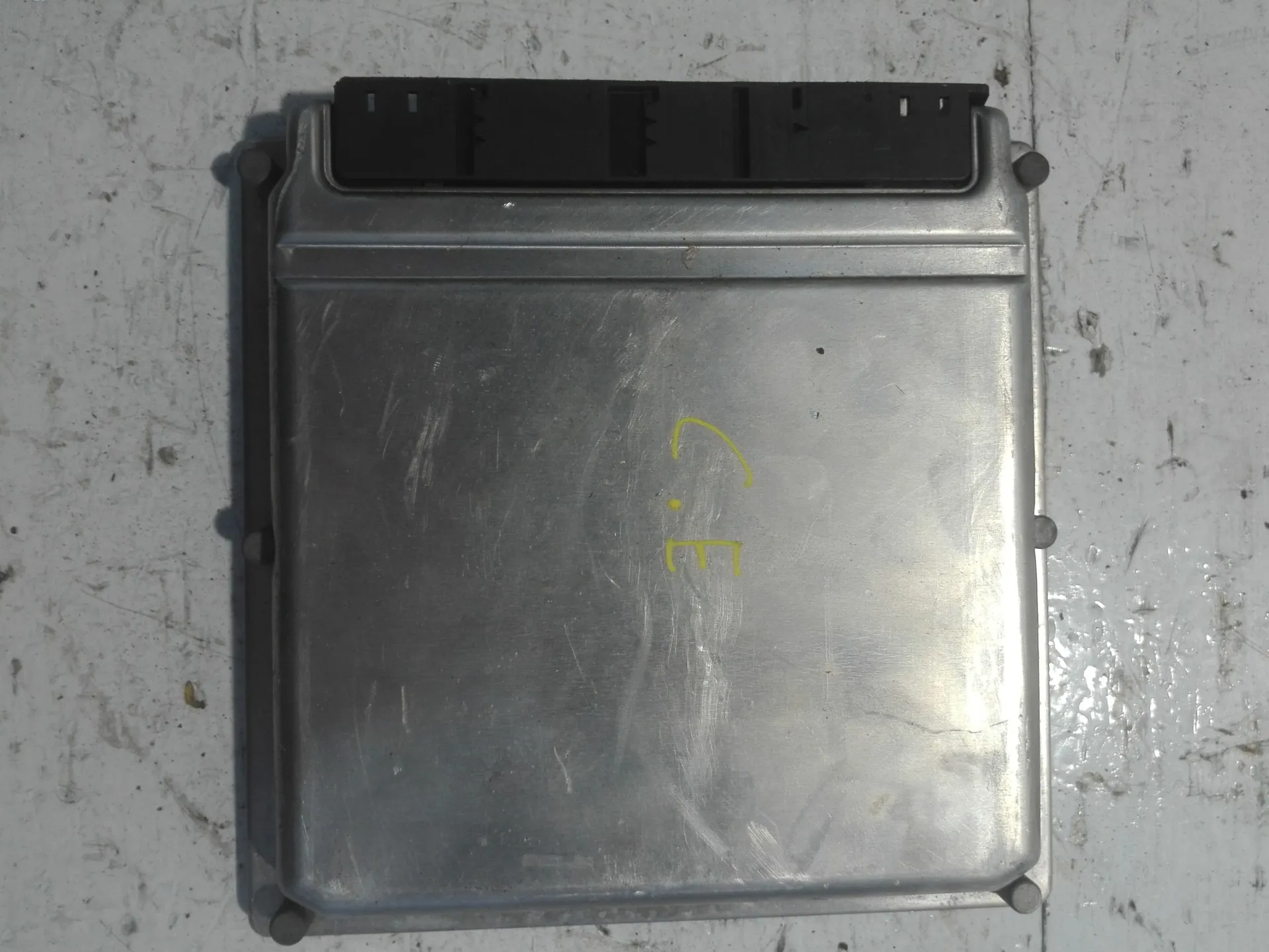 A6111537379 / 003ED0027 / CR21122L / 0281010607 / 28RTE851 /185087441 0707 /FD01M05 CENTRALINA MOTORE MERCEDES Classe E Berlina W211 (02>07) 2700 Diesel (2004)