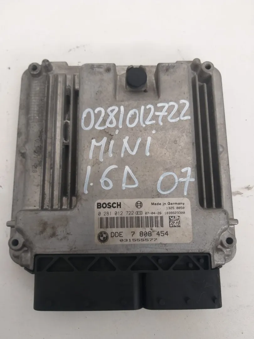 Centralina motore Mini Cooper del 2007 1.6 Diesel CODICE RICAMBIO : 0281012722