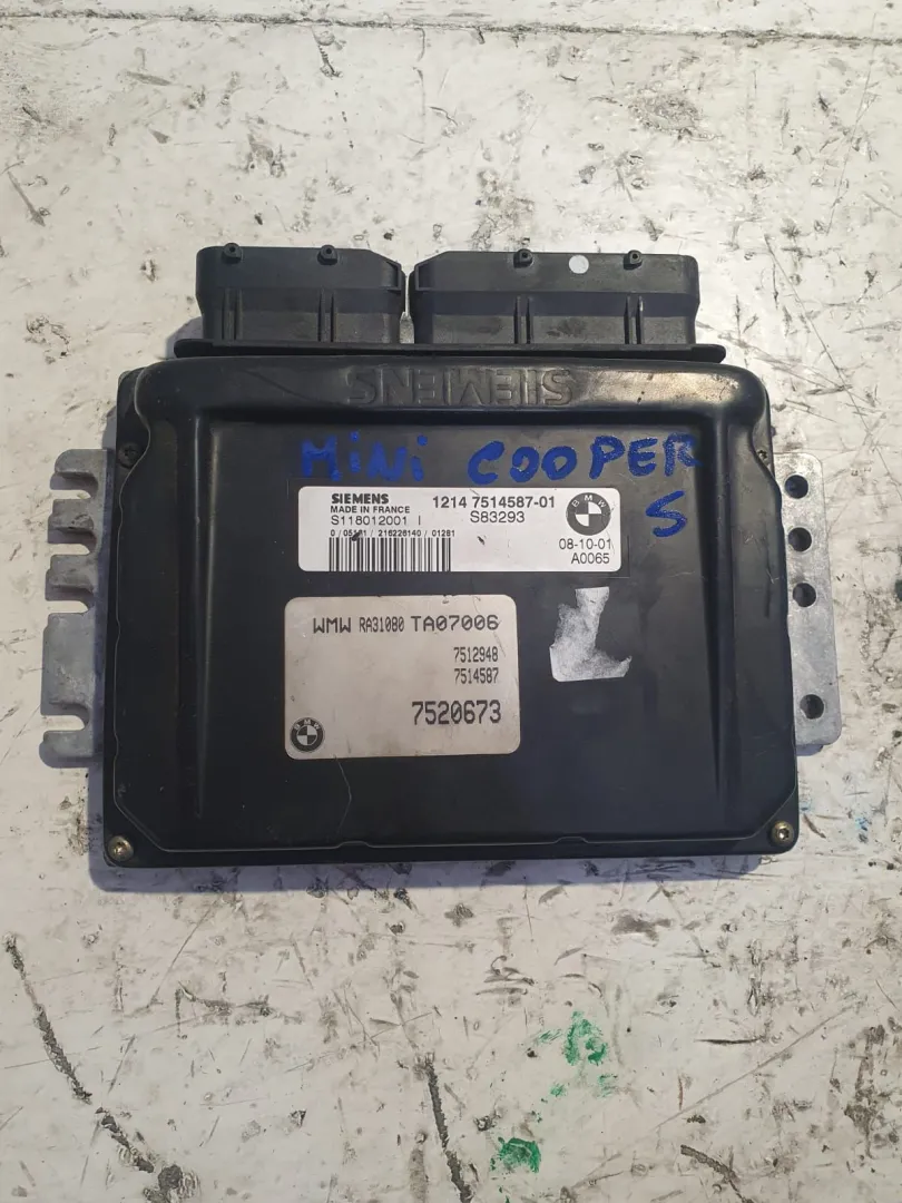 CENTRALINA MOTORE con codice 12147514587.01 / S83293 / S118012001 / RA31080 / TA07006 / 7512948 / 7514587 / 75206673 da MINI Cooper 2° Serie 1600 Benzina (2006)