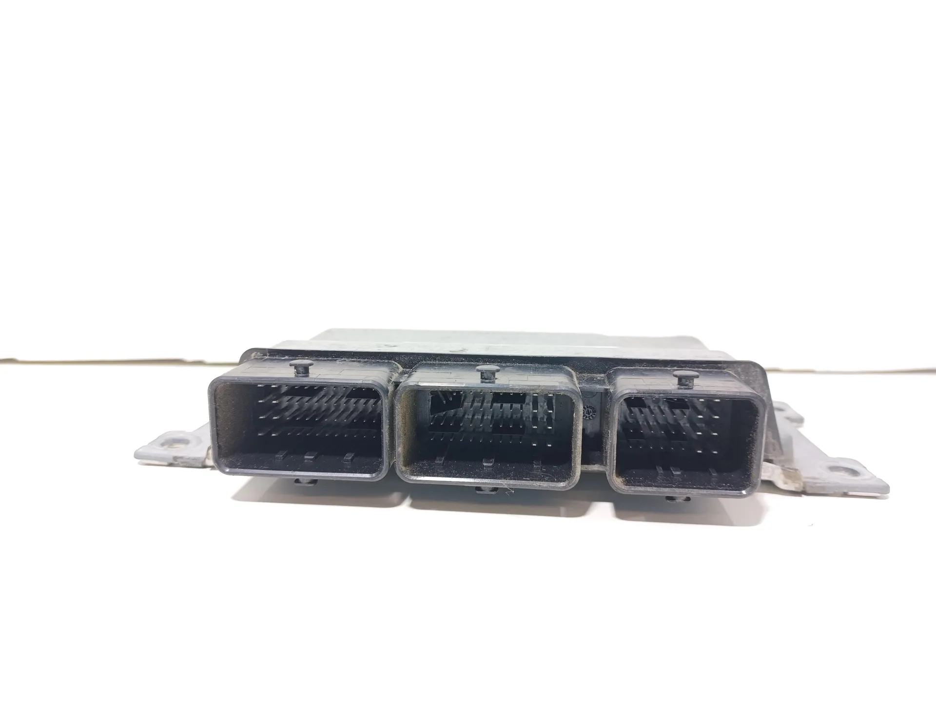 CENTRALINA MOTORE con codice 237105FF0B da NISSAN Micra Serie (K14) (17>) 1000 Benzina 54 kW / 73 CV con codice motore B4D/B4D 410, BR10DE (2017)