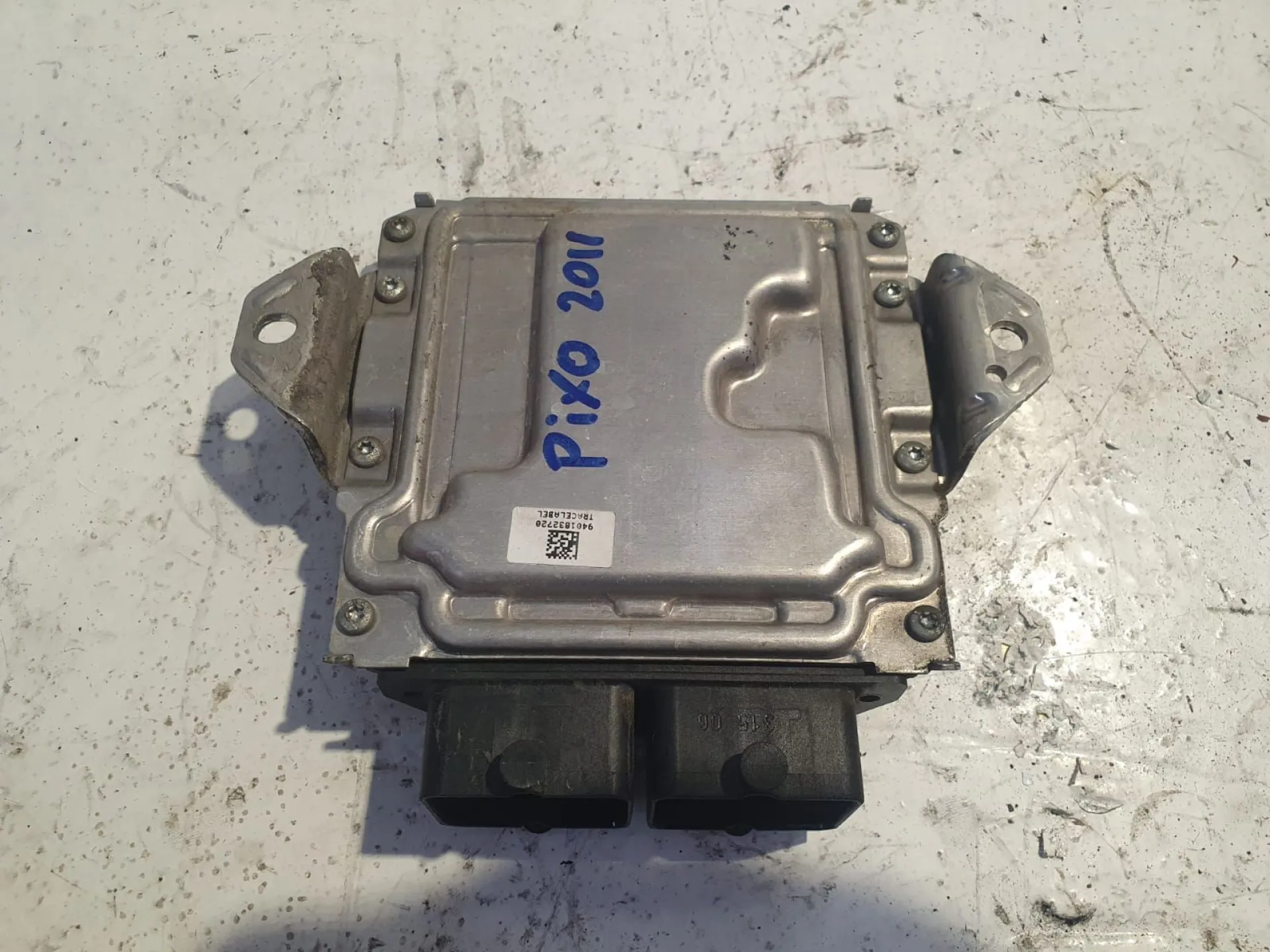 CENTRALINA MOTORE con codice 0261504260 / 1039534862 / 1004 1354 / 33920M68K01 / 33920-68K01 da NISSAN Pixo 1Â° Serie 1000 Benzina (2011)