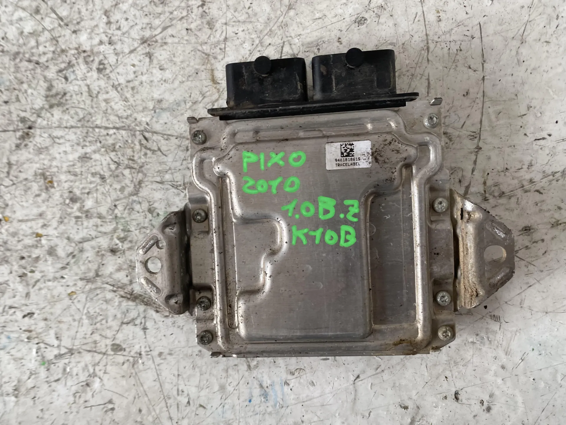 CENTRALINA MOTORE con codice 0261S04260 da NISSAN Pixo 1Â° Serie 1000 Benzina con codice motore K10B/K10B (2010)