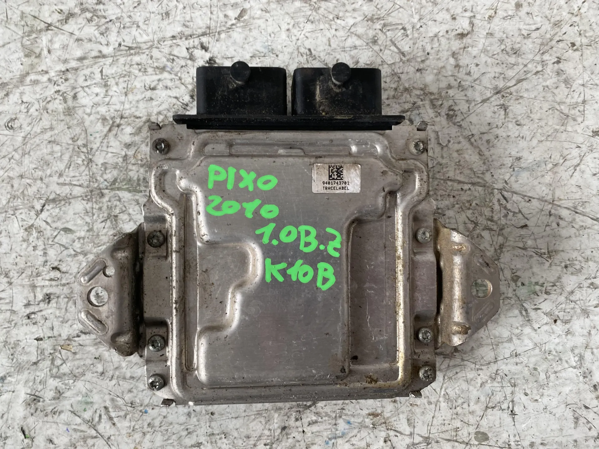 CENTRALINA MOTORE con codice 0261S04260 da NISSAN Pixo 1Â° Serie 1000 Benzina con codice motore K10B/K10B (2010)