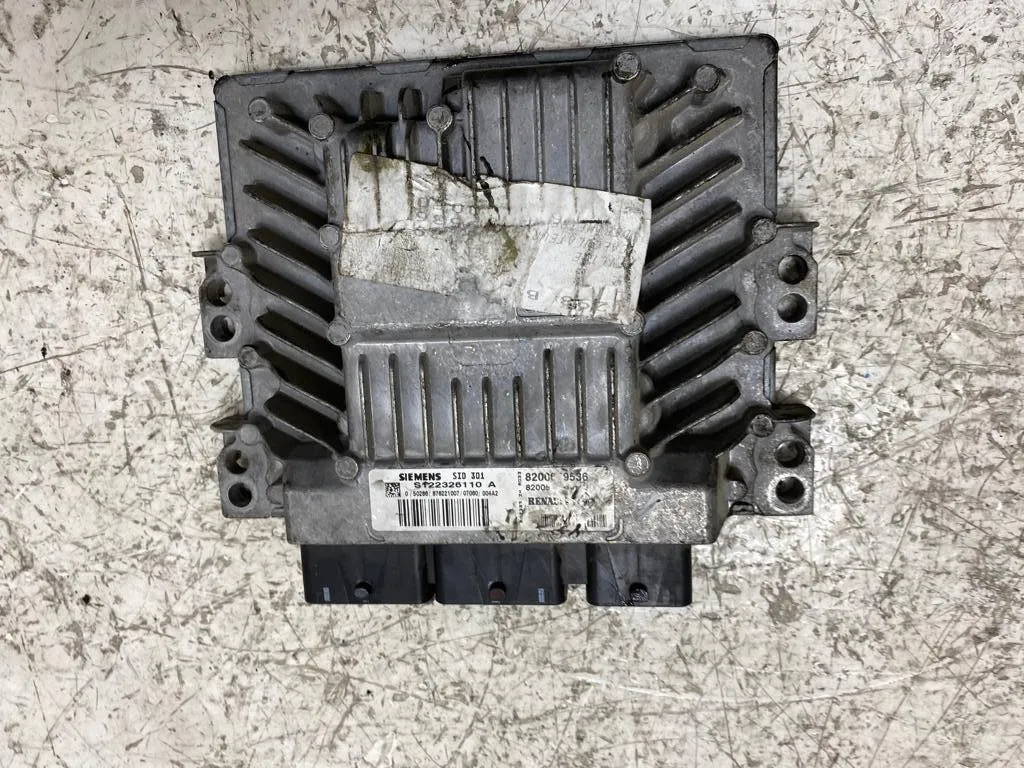 CENTRALINA MOTORE con codice S122326110 A da NISSAN Qashqai 2Â° Serie 1500 Diesel con codice motore K9K P7/K9K P7 (2011)