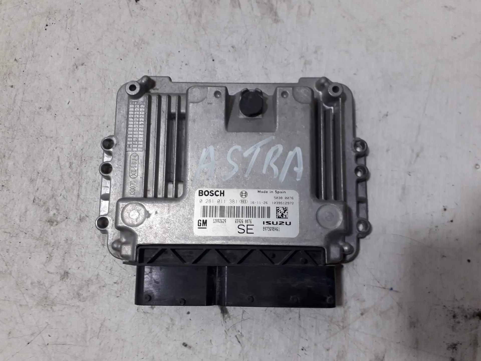 CENTRALINA MOTORE con codice 0281011381 da 0281011381 OPEL Astra H Berlina 2Â° serie 1700 Diesel (2008)