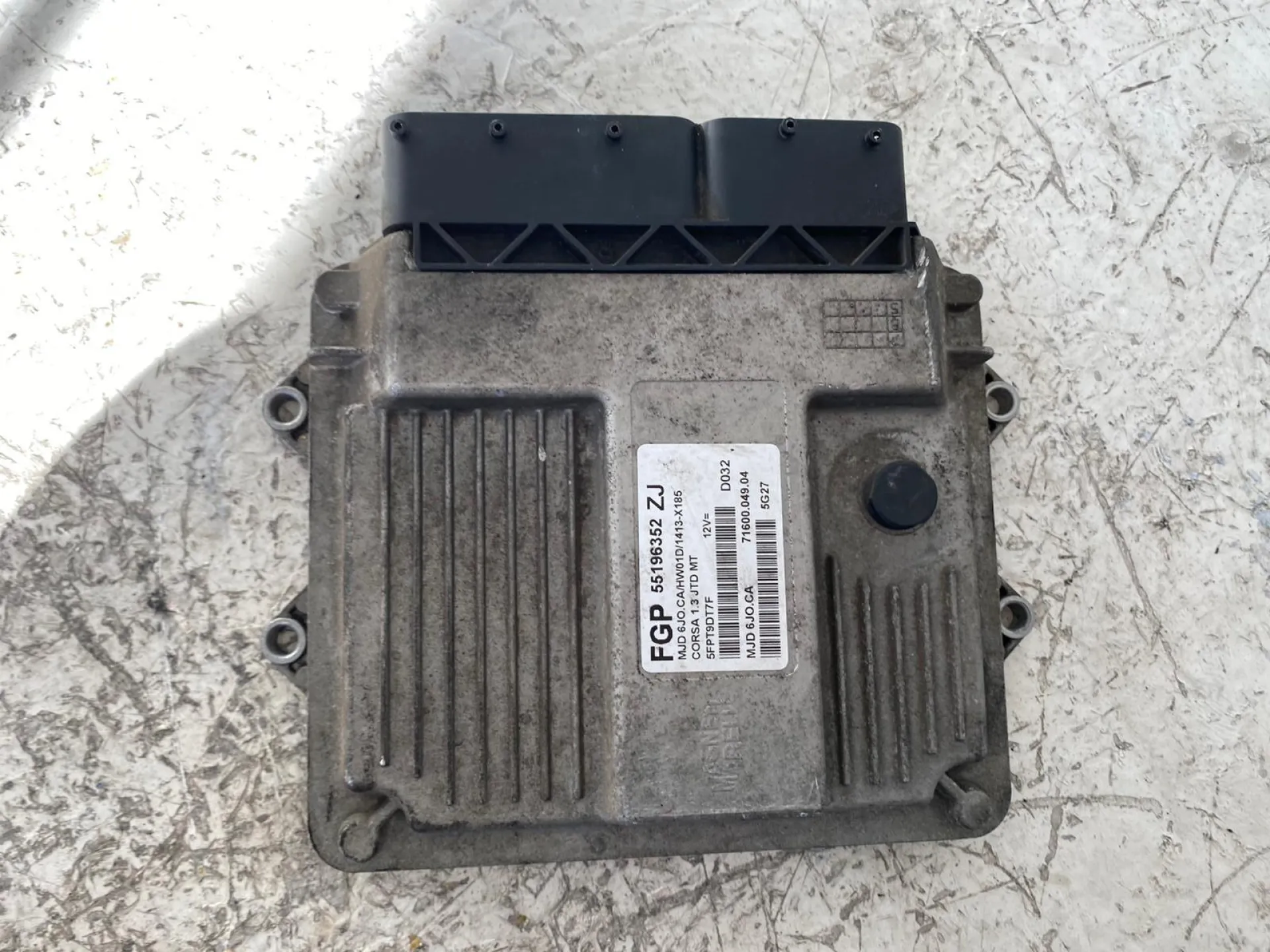 CENTRALINA MOTORE con codice 55196352 ZJ da OPEL Corsa C 5P 2Â° Serie 1300 Diesel con codice motore Z13 DT/Z13 DT (2006)