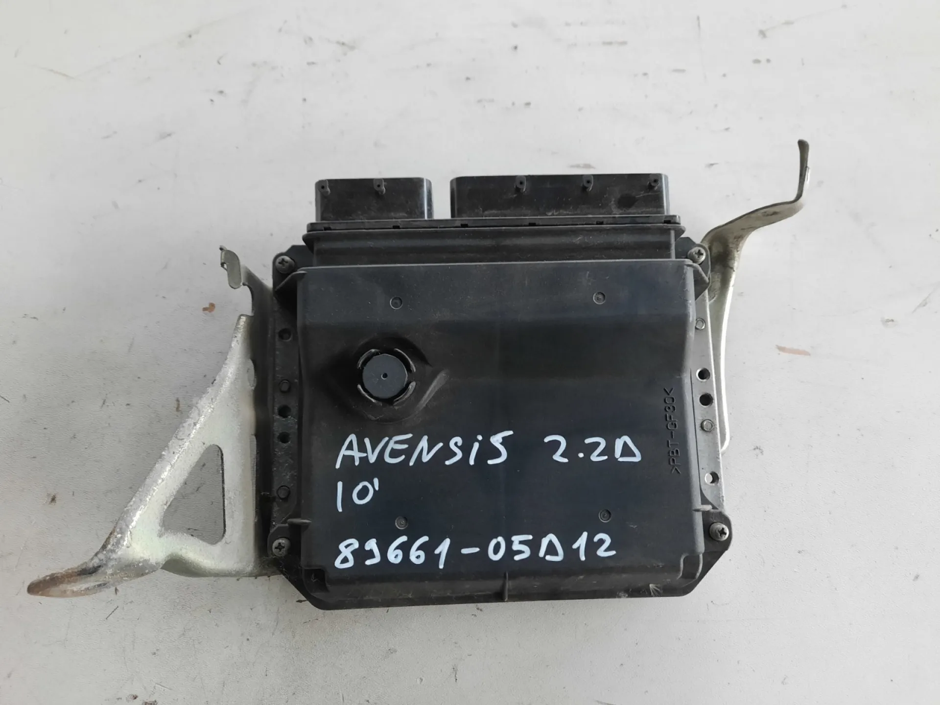 Centralina motore per Toyota Avensis 2.2 D 2010 CODICE RICAMBIO : 89661-05-D12