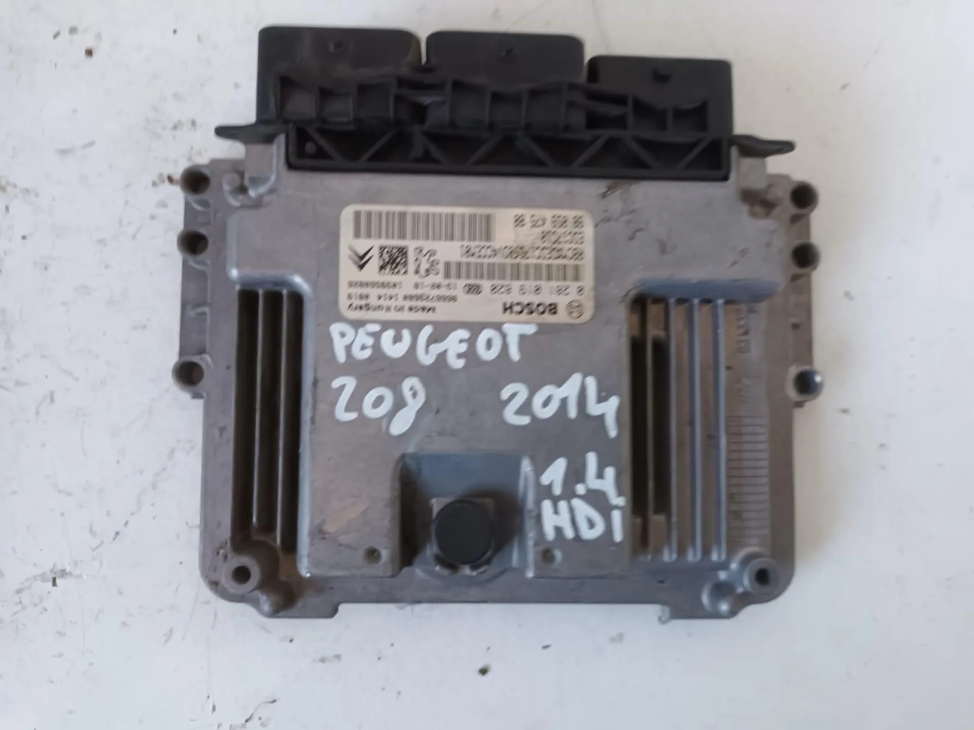 CENTRALINA MOTORE con codice 0281019820 da PEUGEOT 208 Serie (12>19) 1400 Diesel (2014)