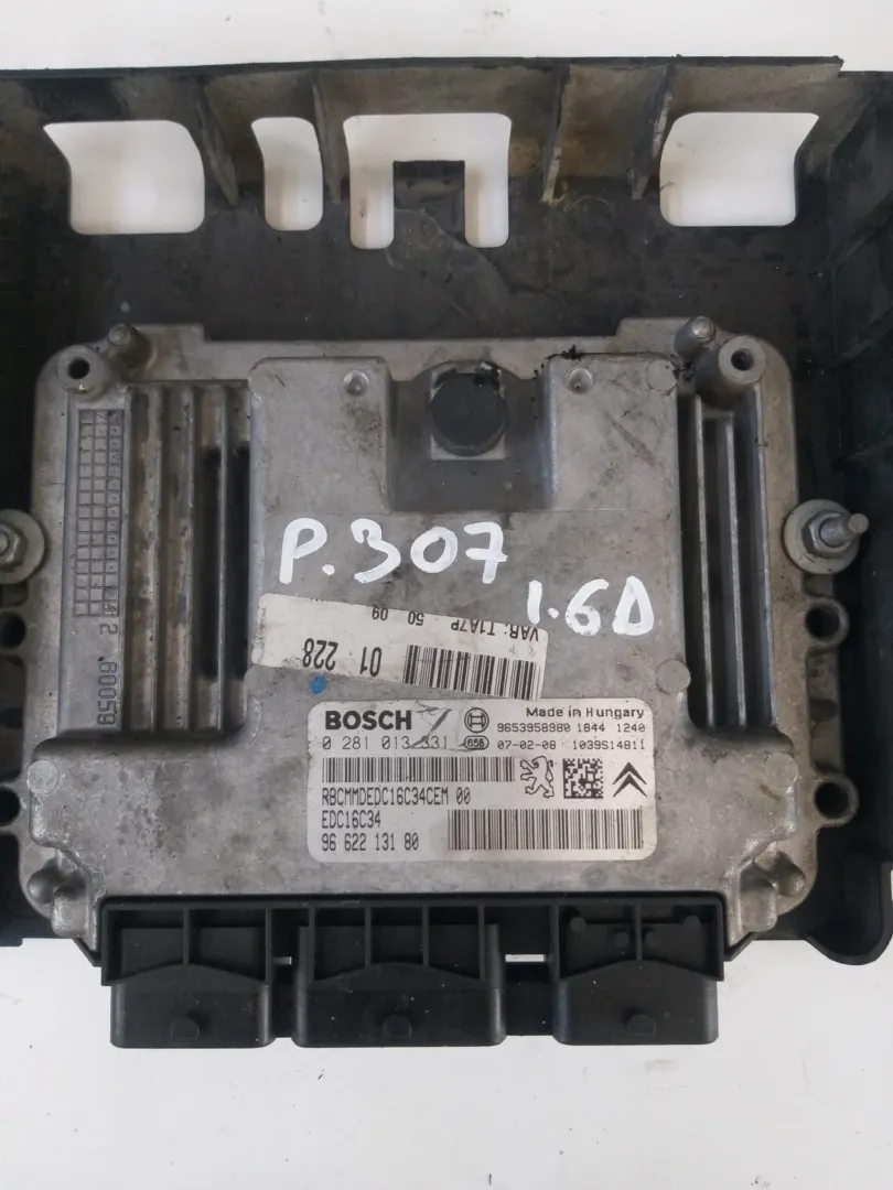 Centralina motore Peugeot 307 1.6 HDI del 2006 CODICE RICAMBIO : 0281013331