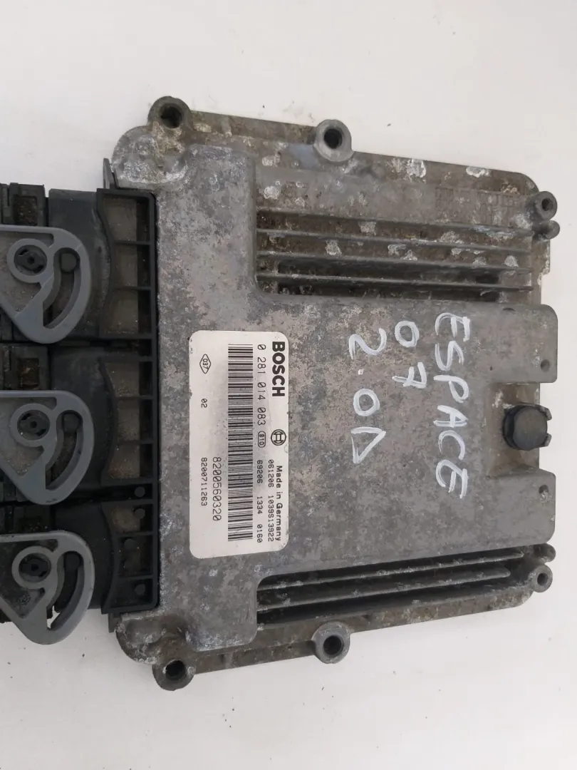 Centralina motore Renault Espace del 2007 CODICE RICAMBIO : 0281014083