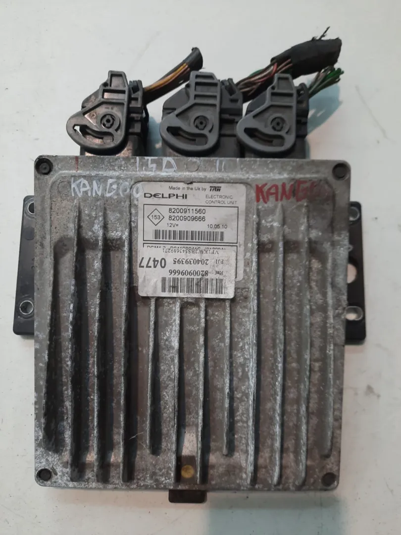 Centralina Motore Renault Kangoo 1.5 Diesel 2010 CODICE RICAMBIO : 8200911560