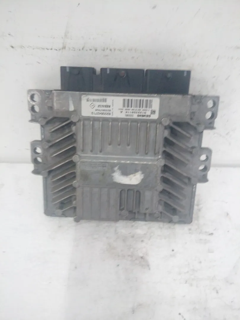 8200843713 / s122326114 / 050885 / 8200807626 CENTRALINA MOTORE RENAULT Megane ll Serie (06>08) 1500 Diesel (2007)