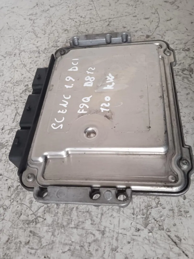 CENTRALINA MOTORE con codice 0281011549 da RENAULT Scenic Serie (03>09) 1900 Diesel con codice motore F9Q D812/F9Q D812 (2006)