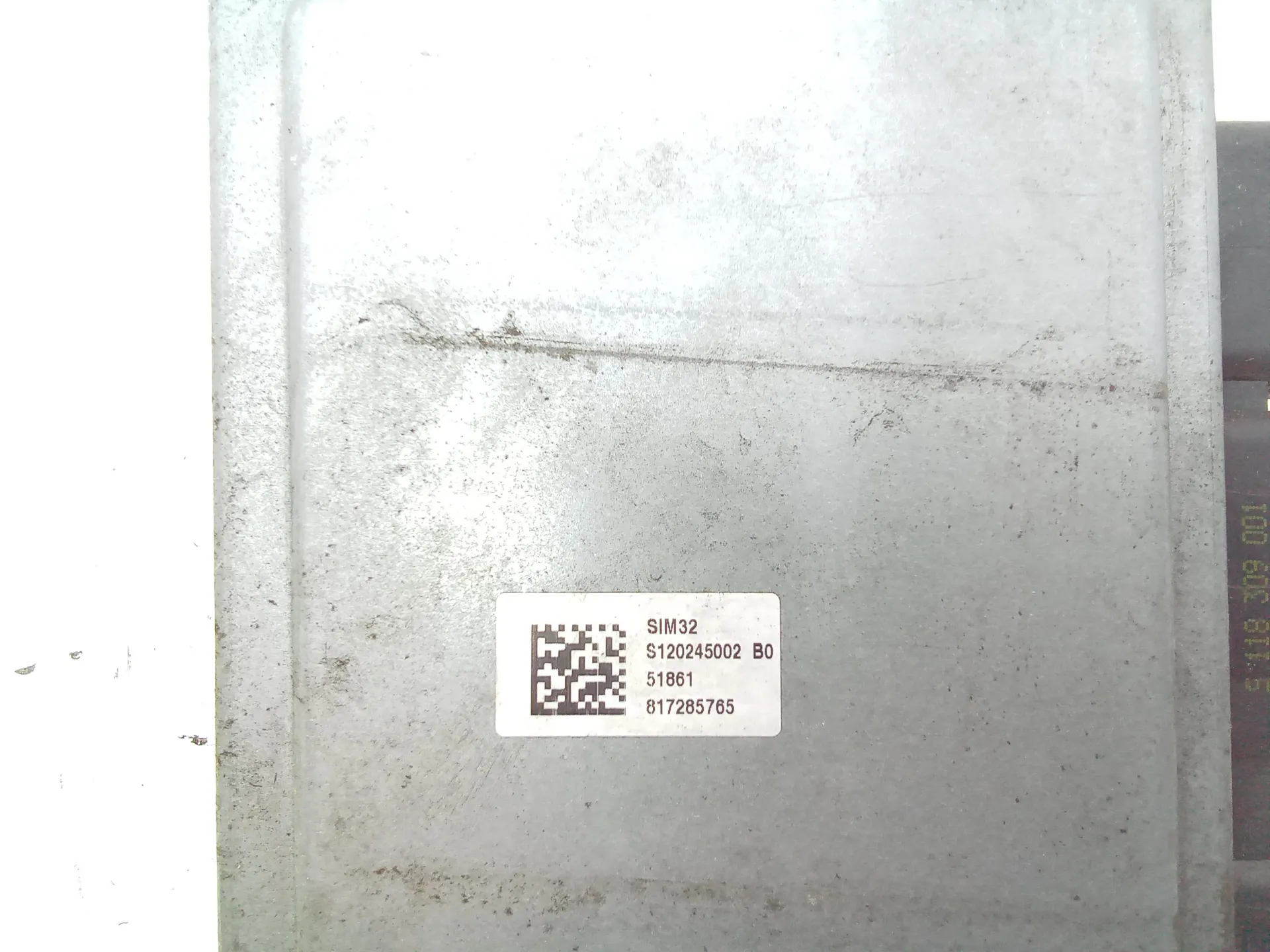 CENTRALINA MOTORE con codice 8201076690 da RENAULT Twingo II serie (07>14) 1200 Benzina 56 kW / 76 CV (2012)