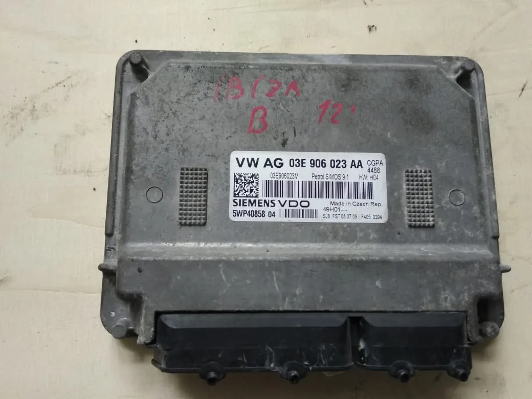Centralina motore Seat Ibiza del 2012 1.2 Benzina CODICE RICAMBIO : 03e 906 023 aa