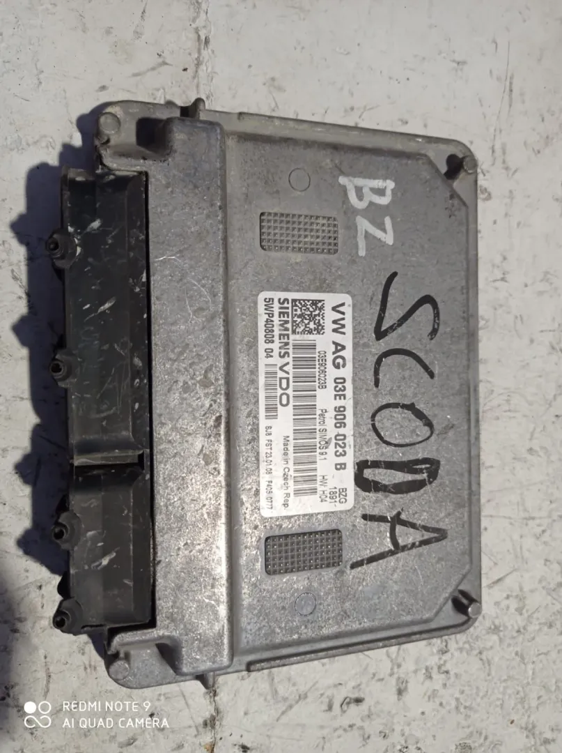 CENTRALINA MOTORE con codice 03E906023B / 5WP4080804 da SKODA Fabia Berlina 2Â° Serie 1200 Benzina (2009)